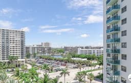 Komffy Apt w/2 Queen Beds & Canal View at Tides