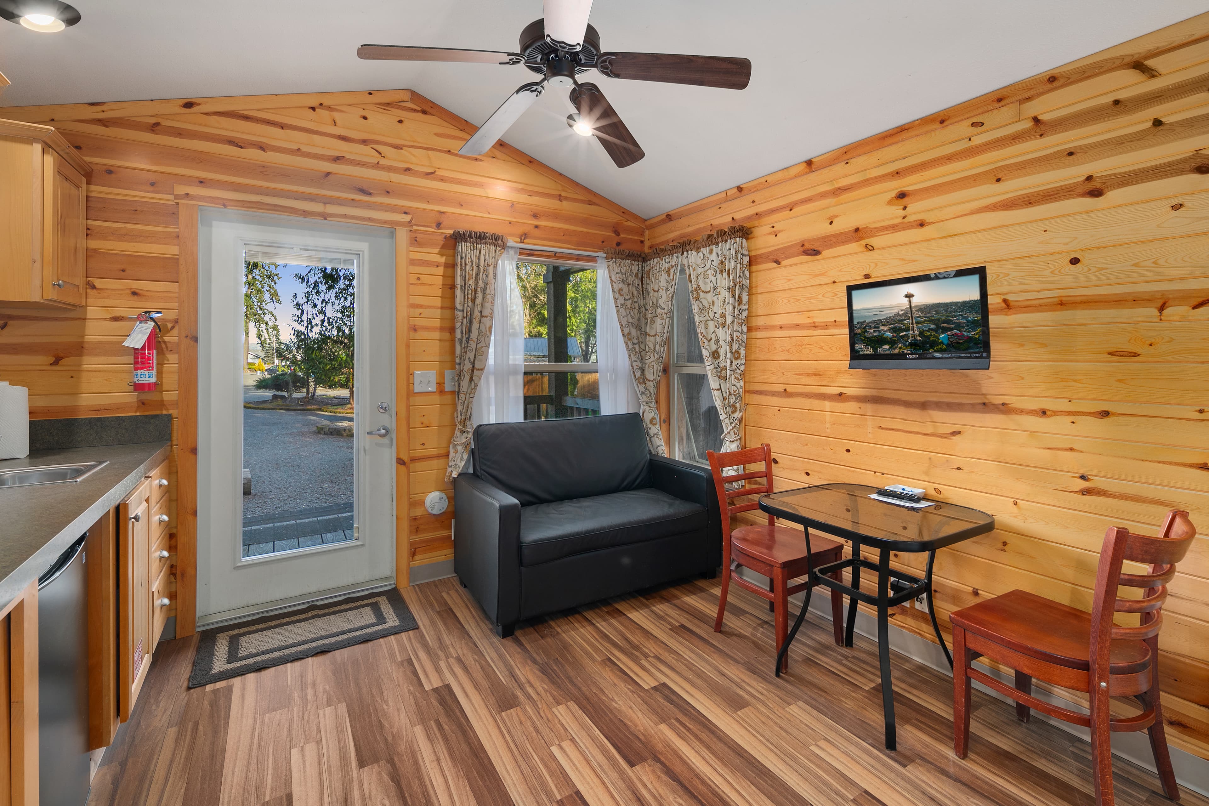 9 livingroom