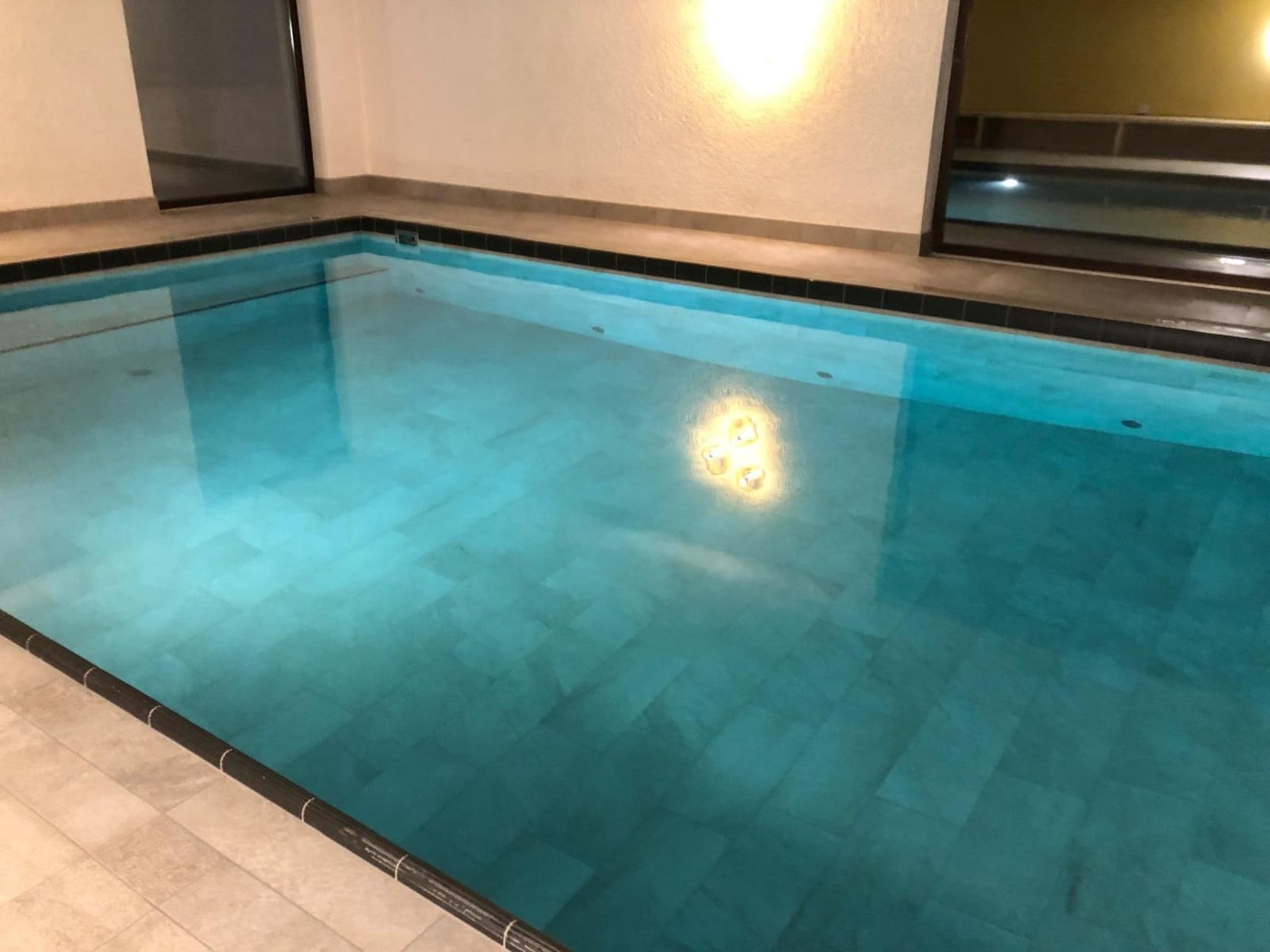 Pool Indoor