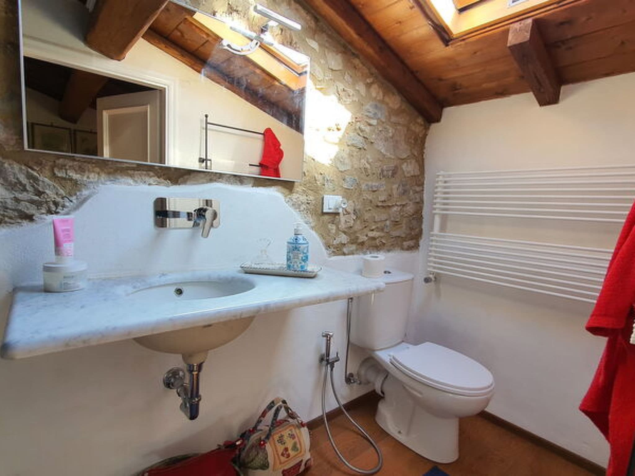 Bathroom / Wellness
