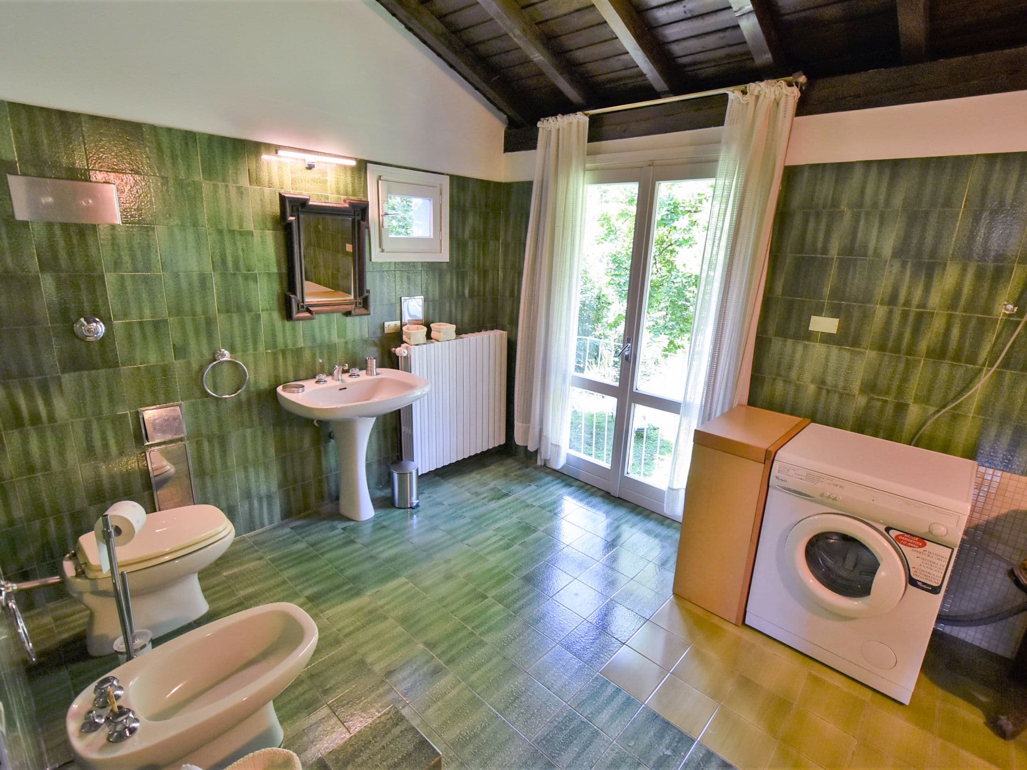 Bathroom / Wellness