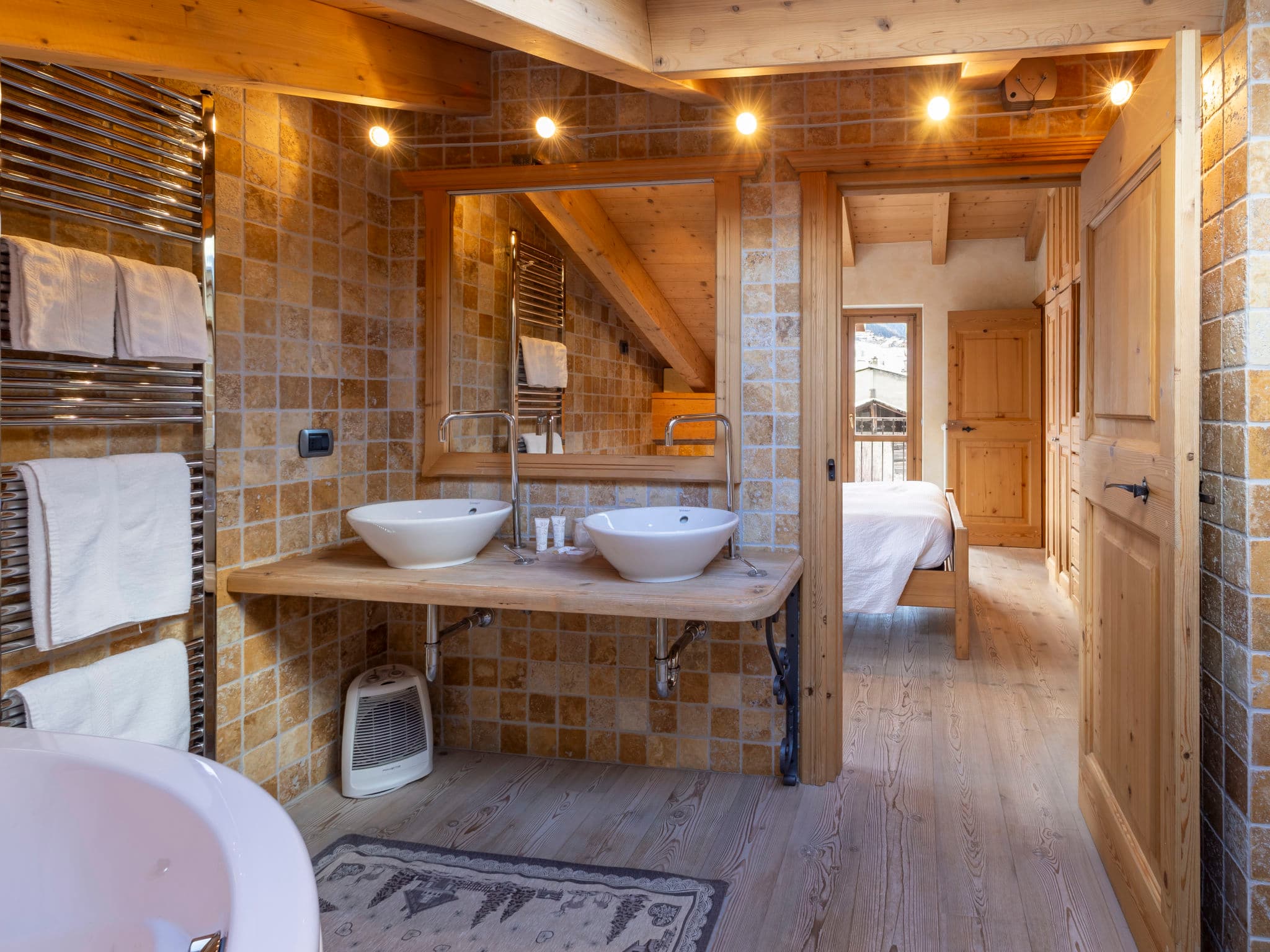 Bathroom / Wellness