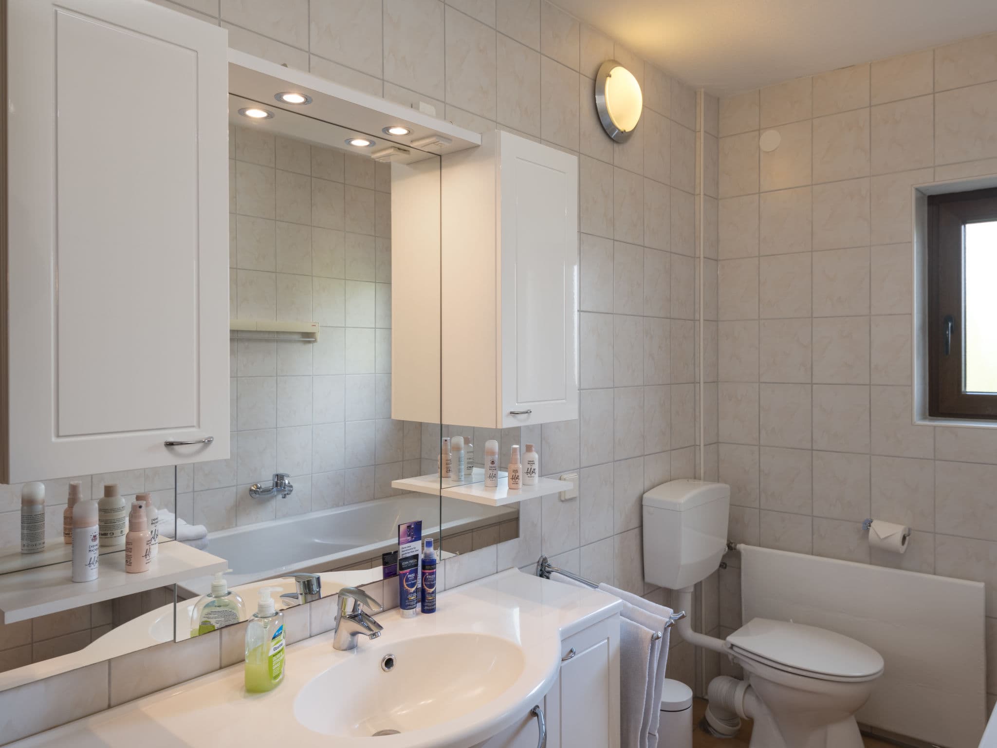 Bathroom / Wellness