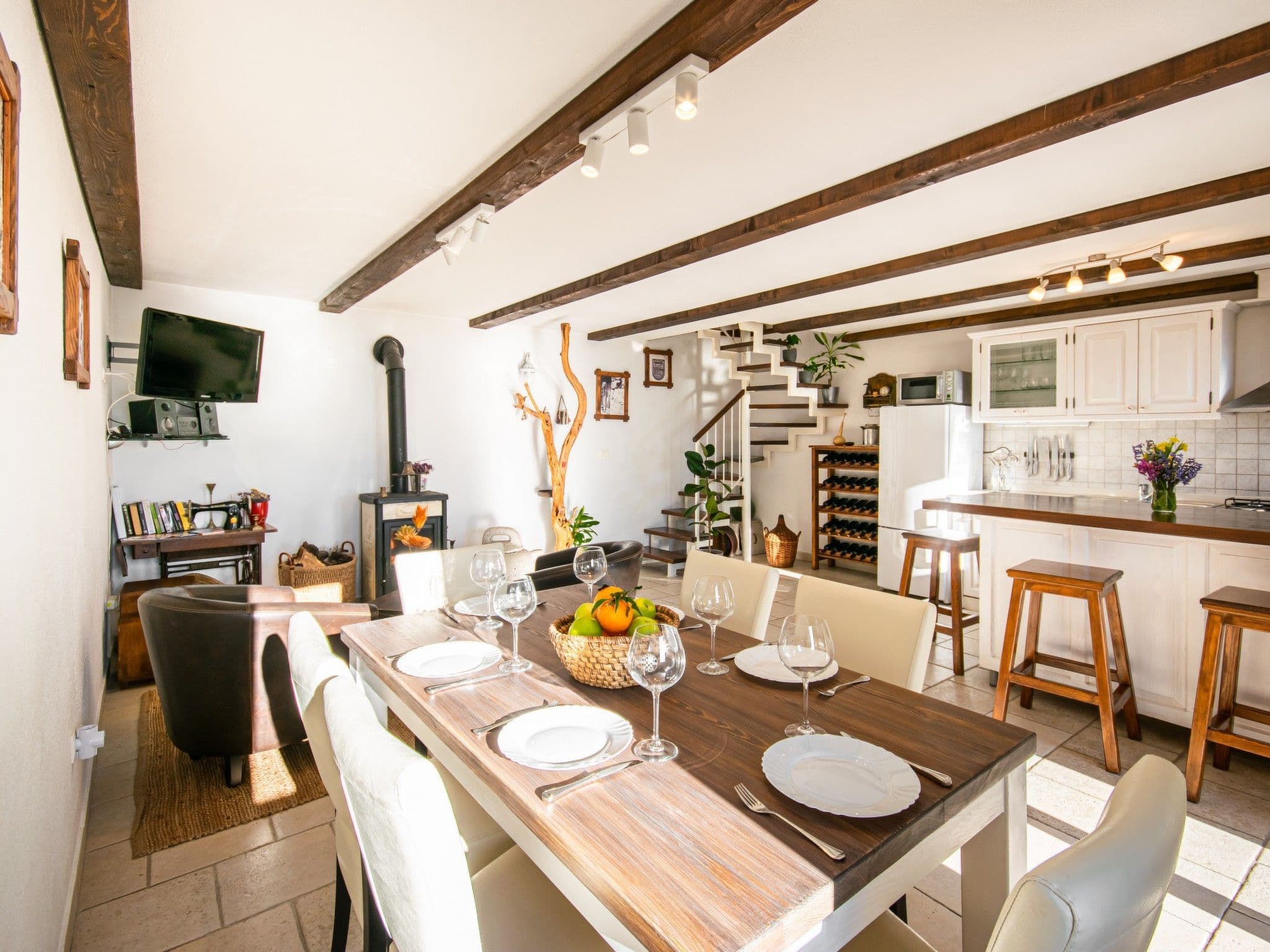 Kitchen / Dining Room