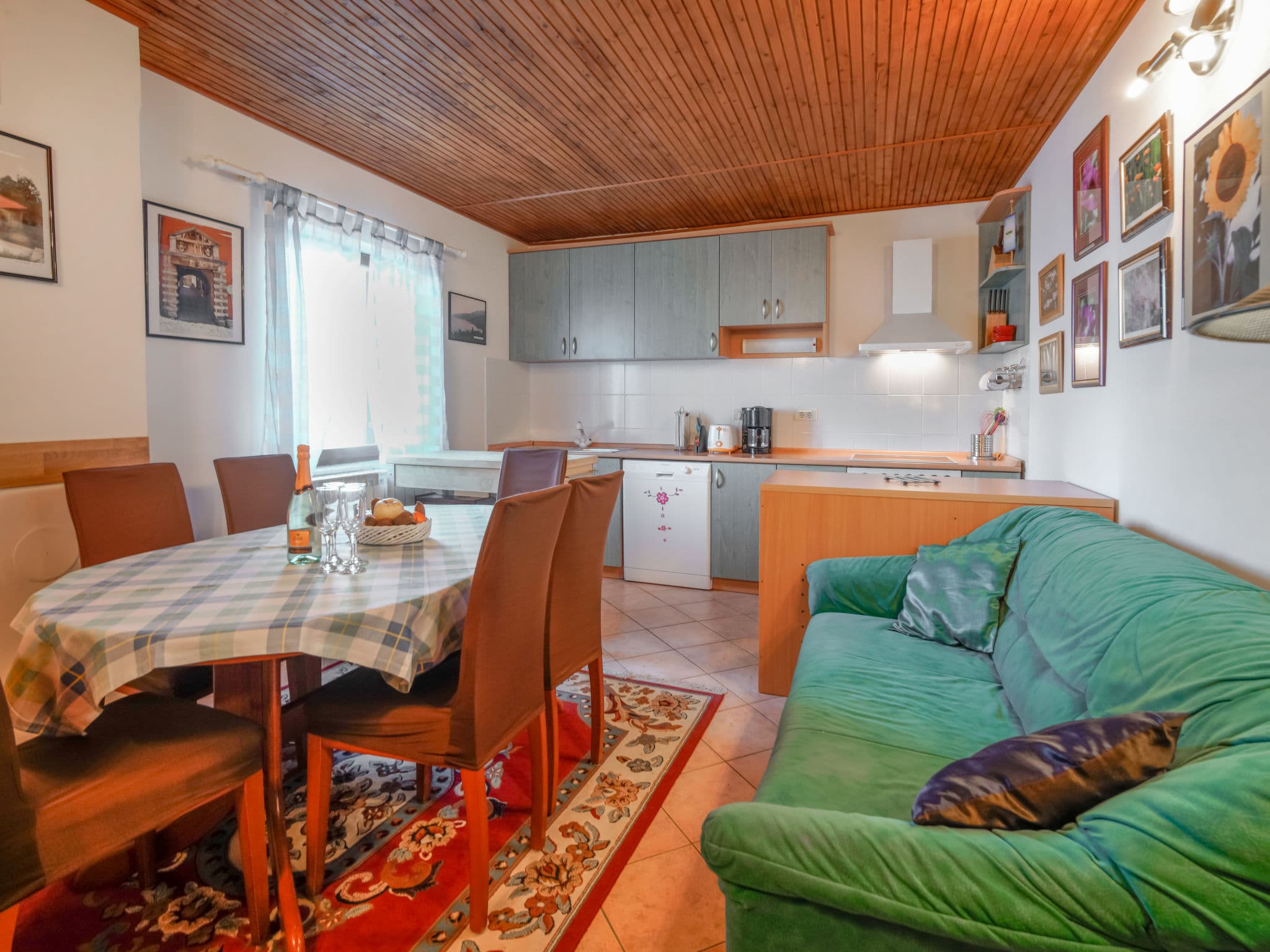 Kitchen / Dining Room