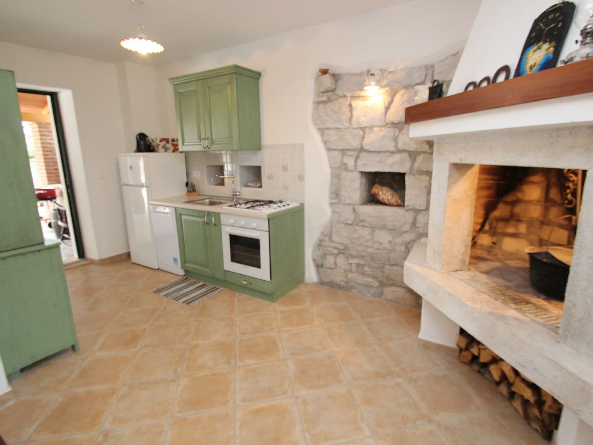 Kitchen / Dining Room