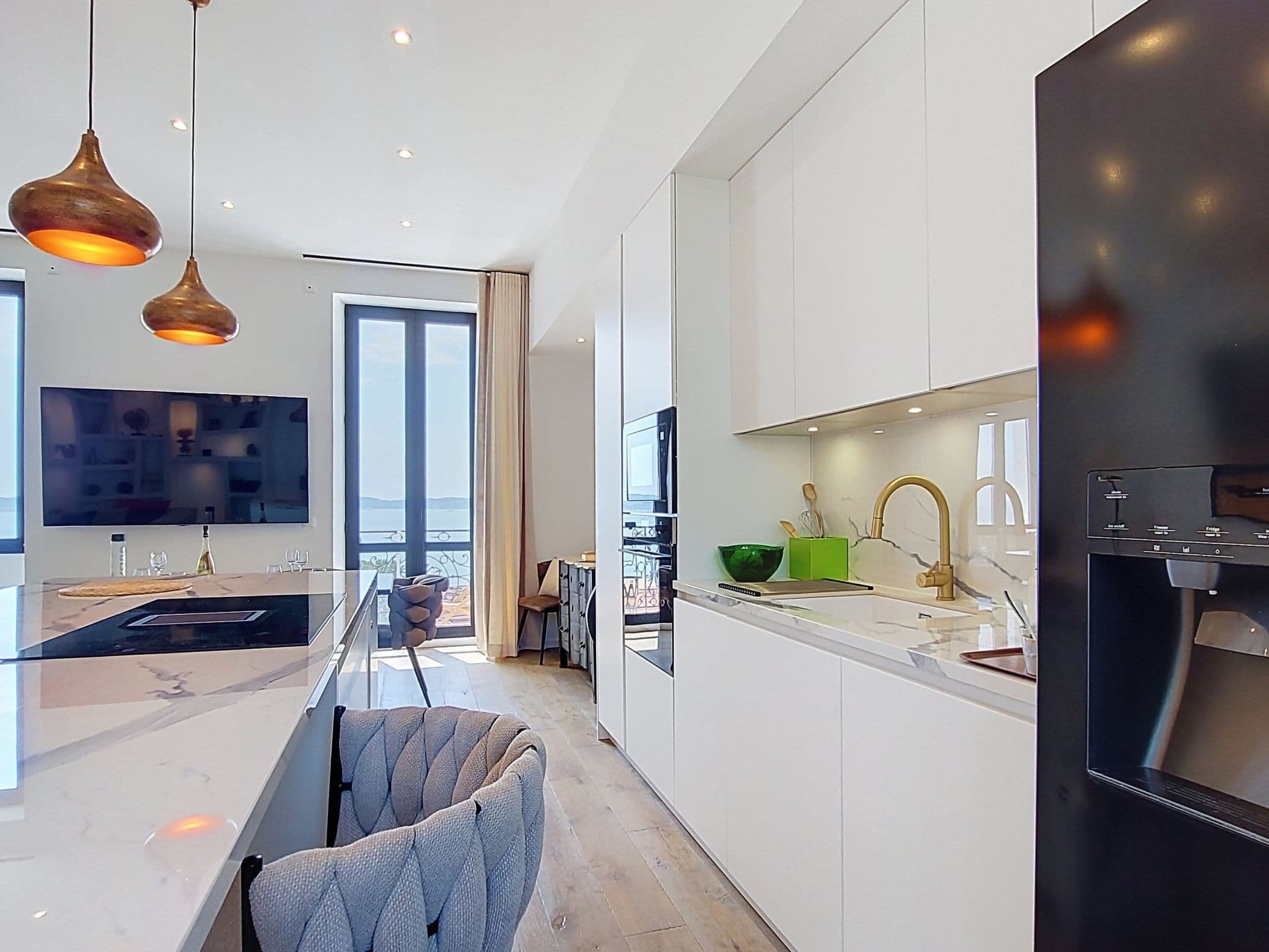 Kitchen / Dining Room