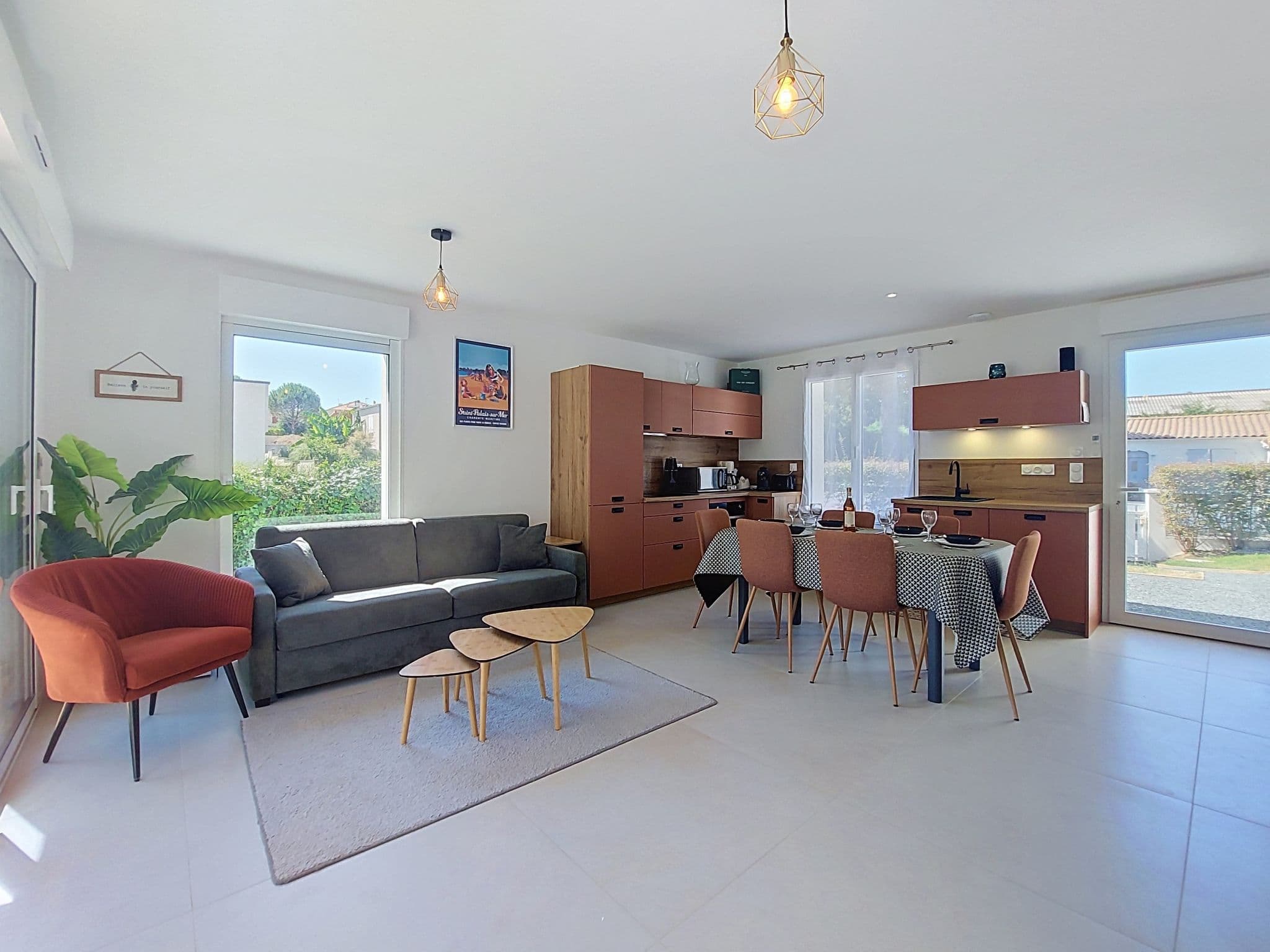 Kitchen / Dining Room