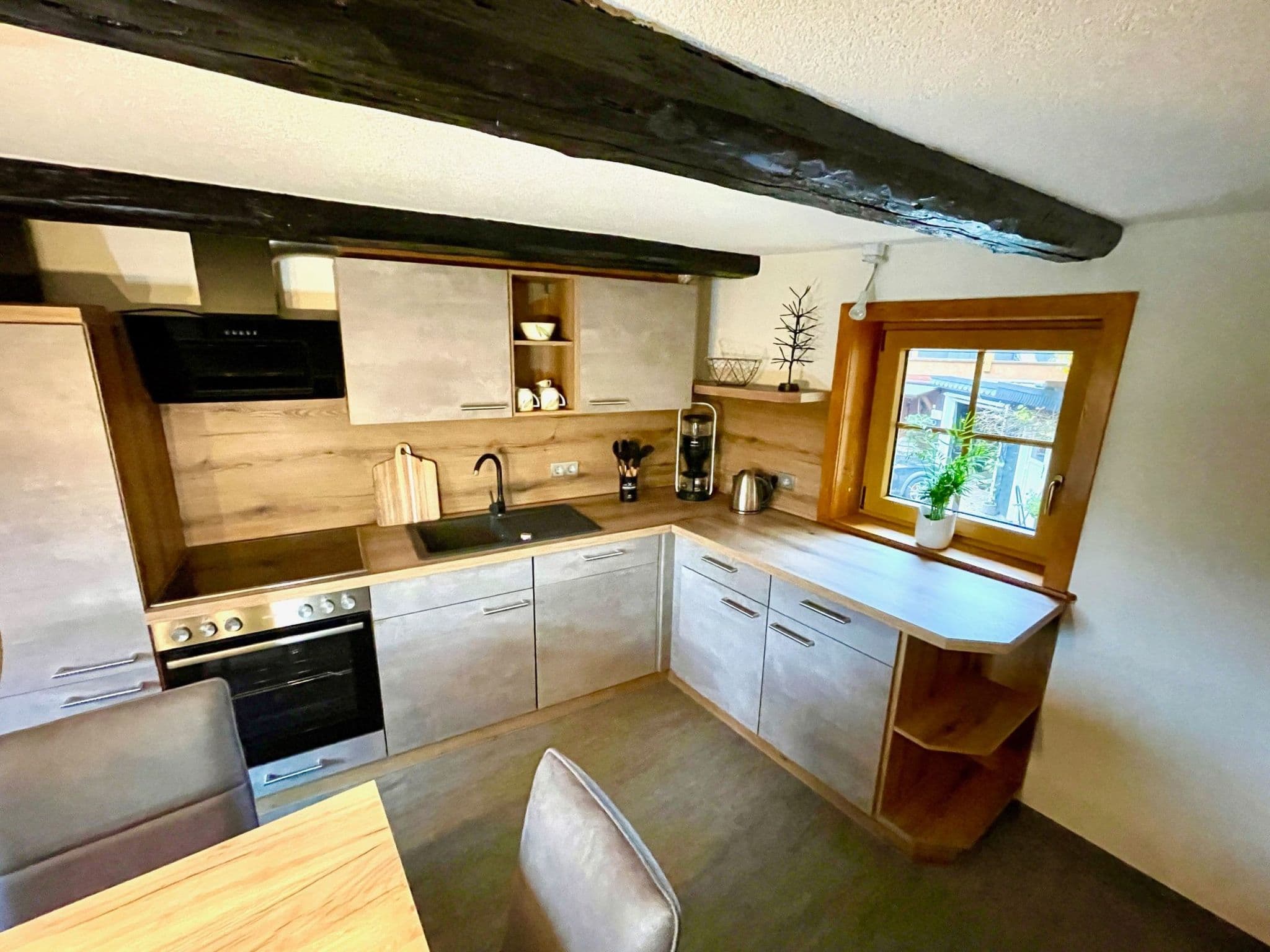 Kitchen / Dining Room