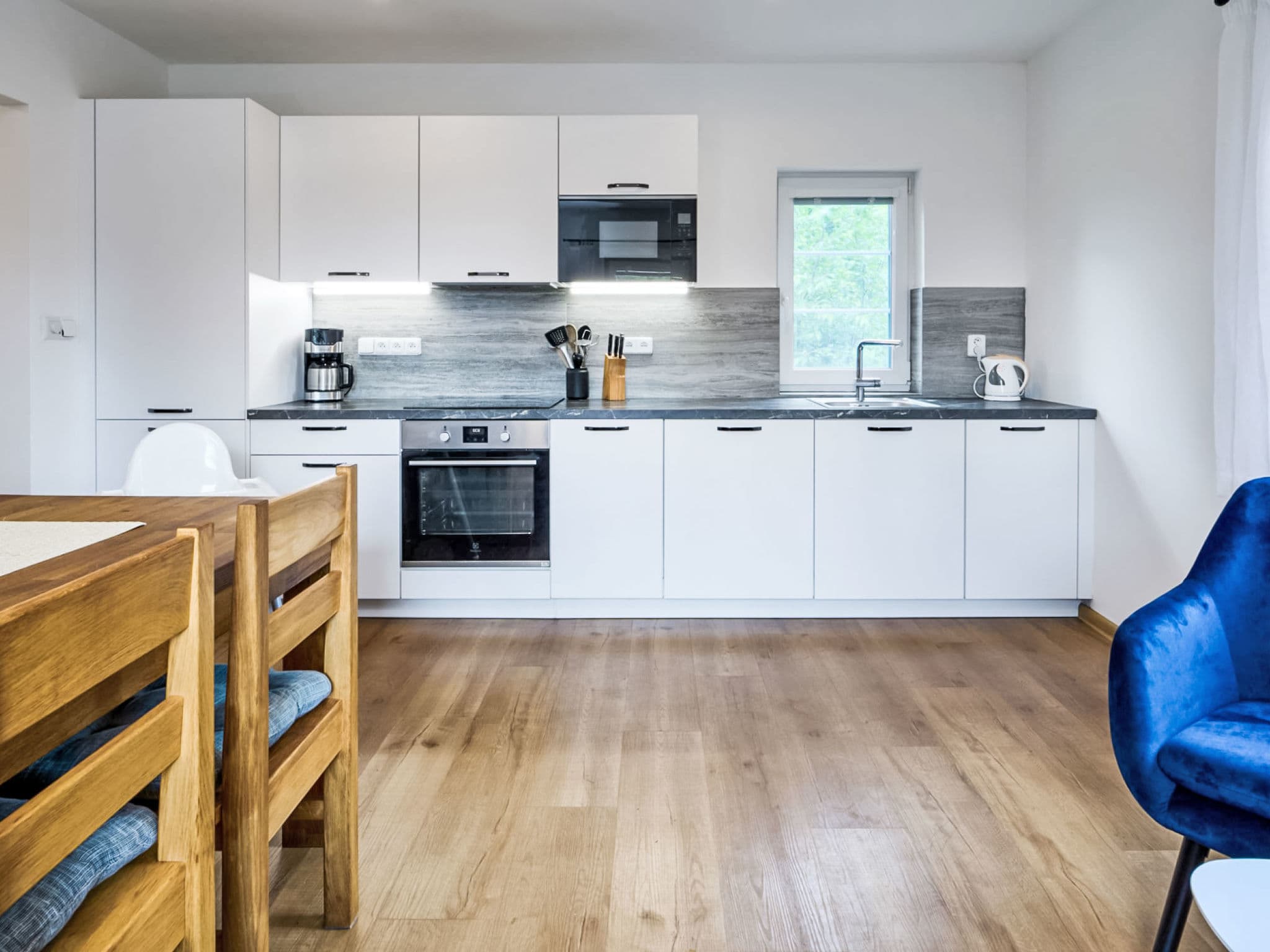 Kitchen / Dining Room