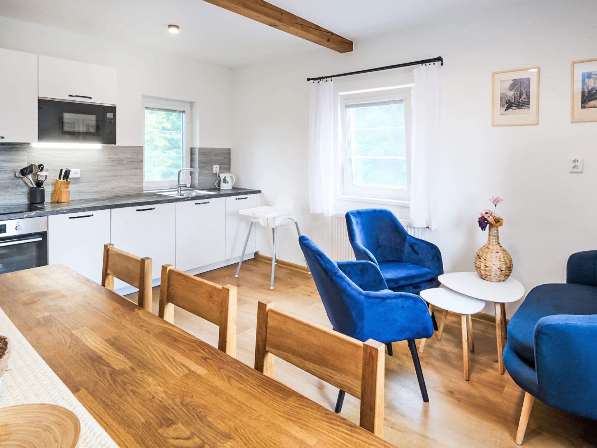 Kitchen / Dining Room