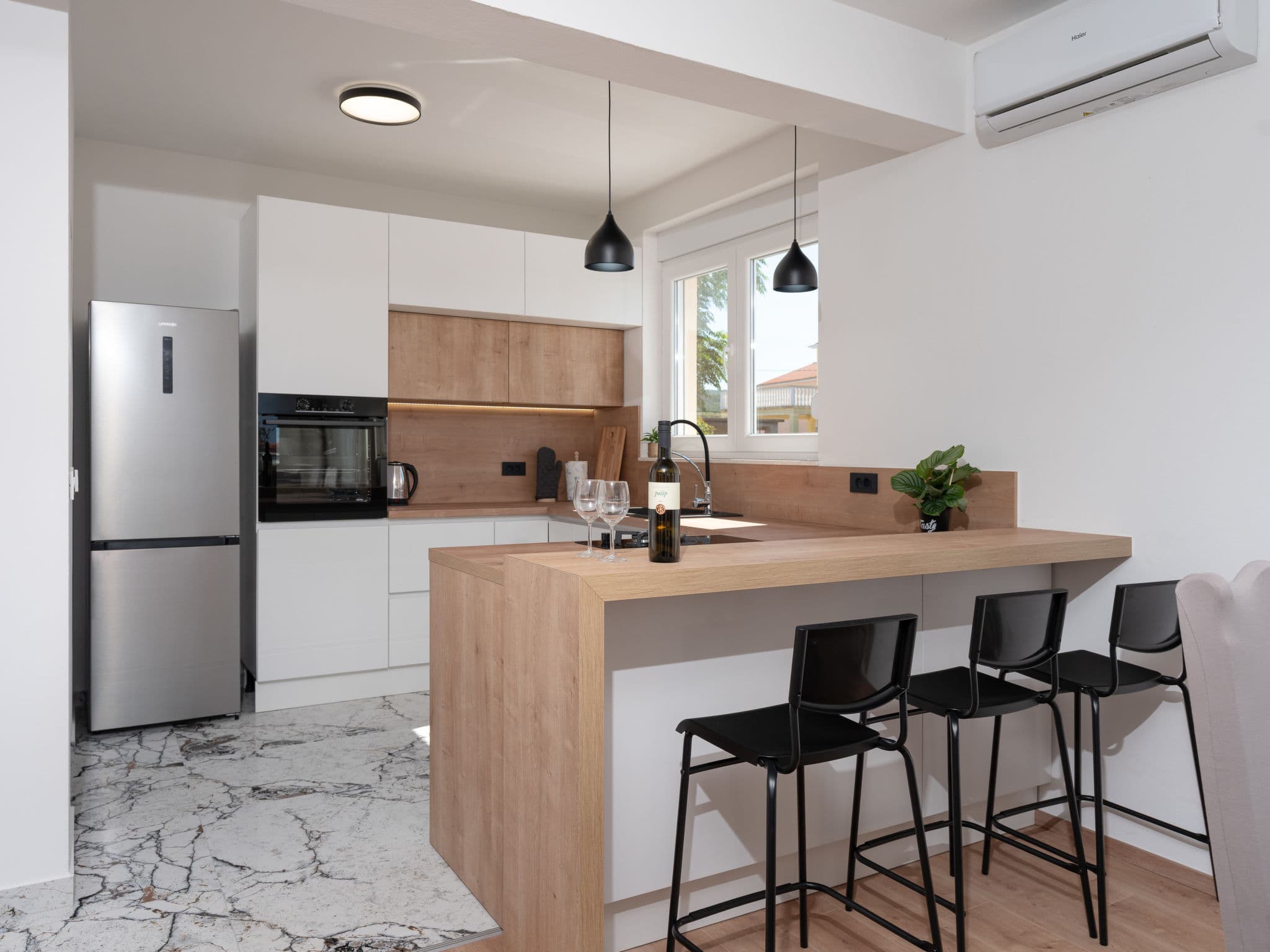 Kitchen / Dining Room