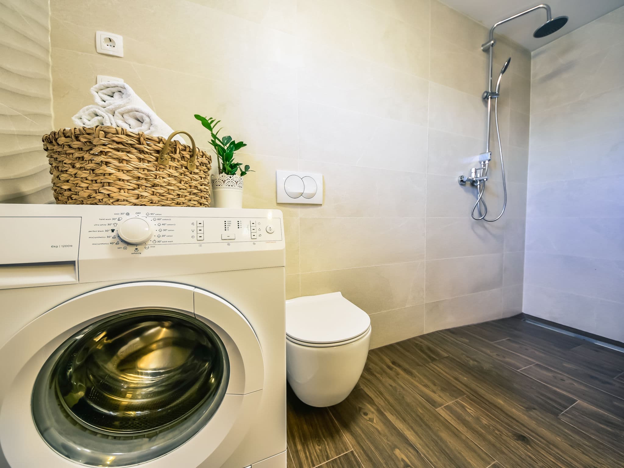 Bathroom / Wellness