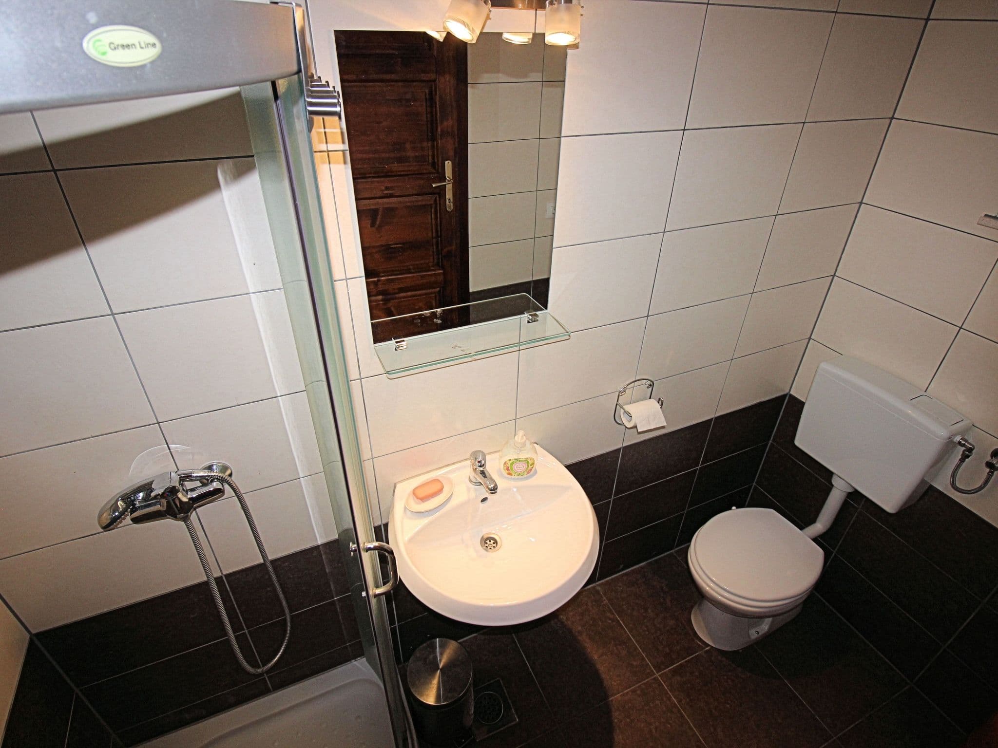 Gallery Image 15