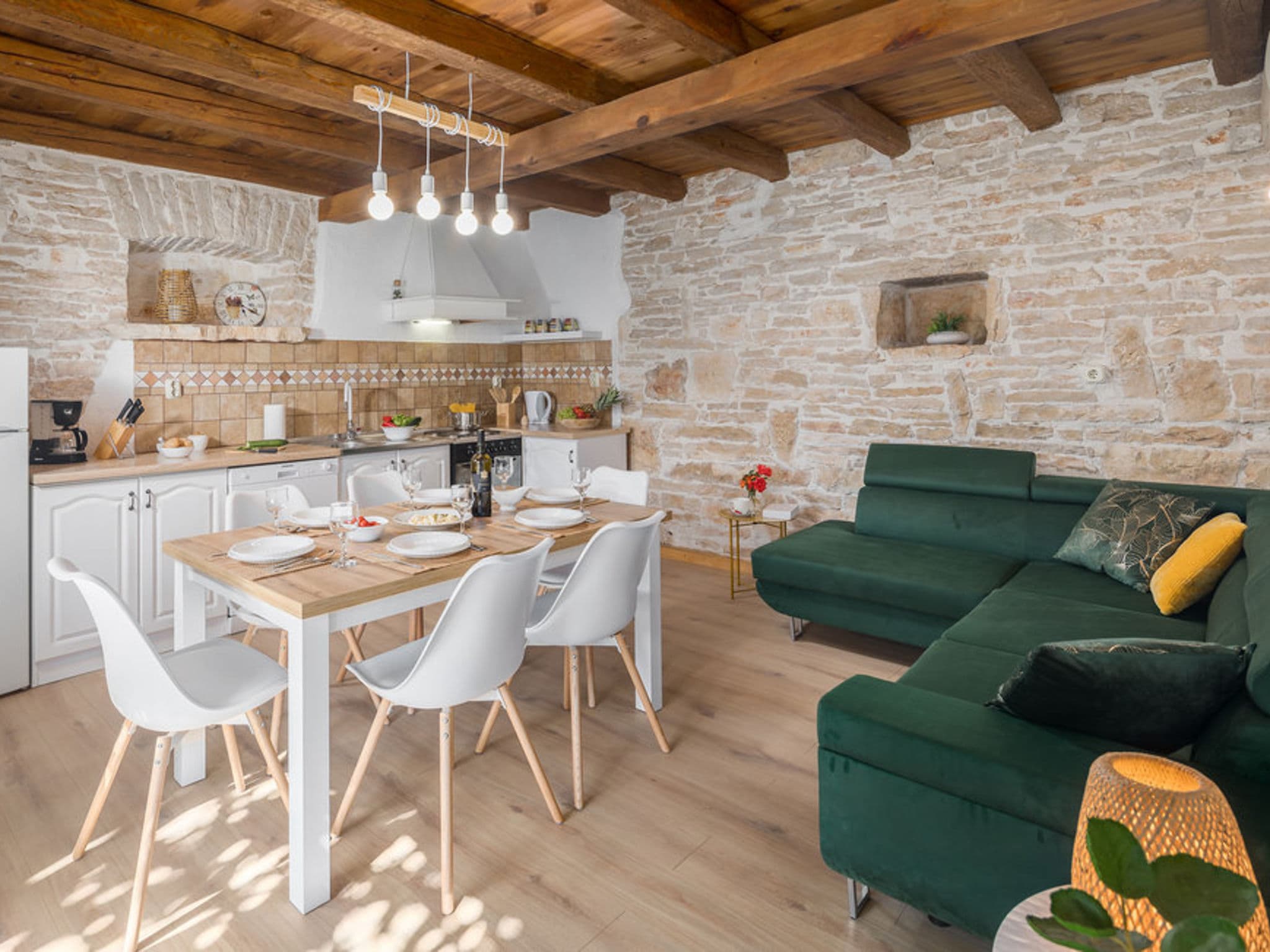 Kitchen / Dining Room