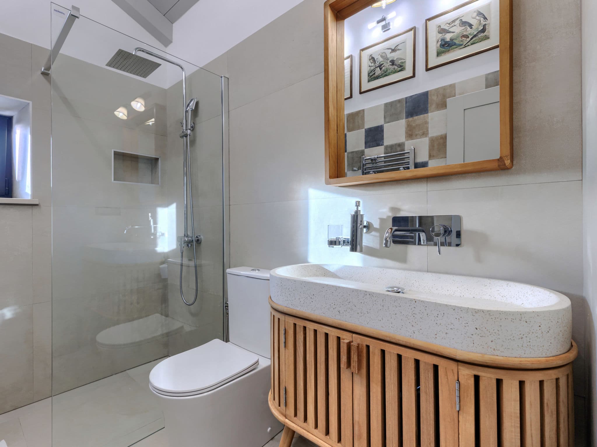 Bathroom / Wellness