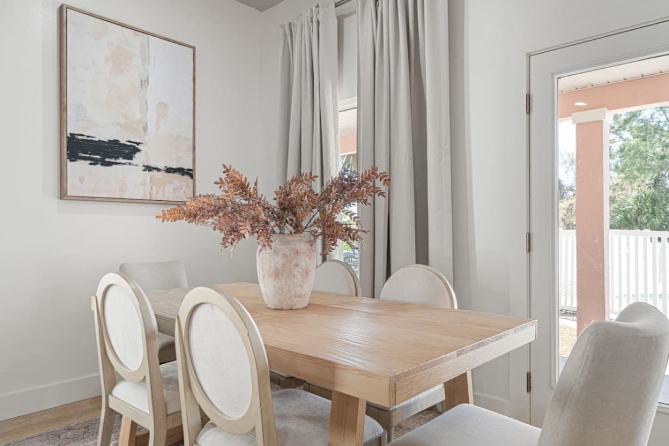 A dining area for the whole group!