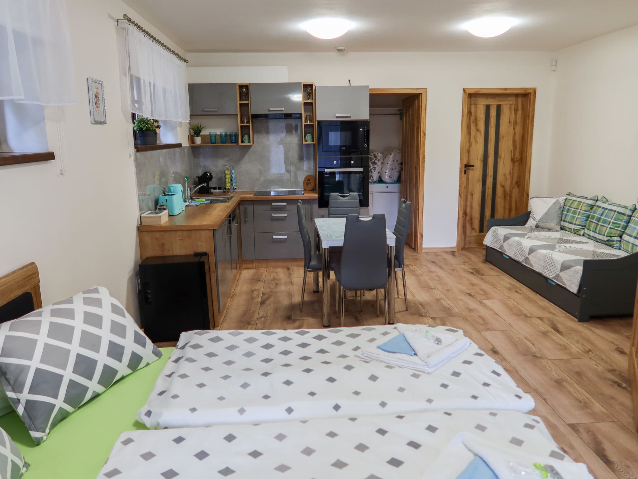 Kitchen / Dining Room