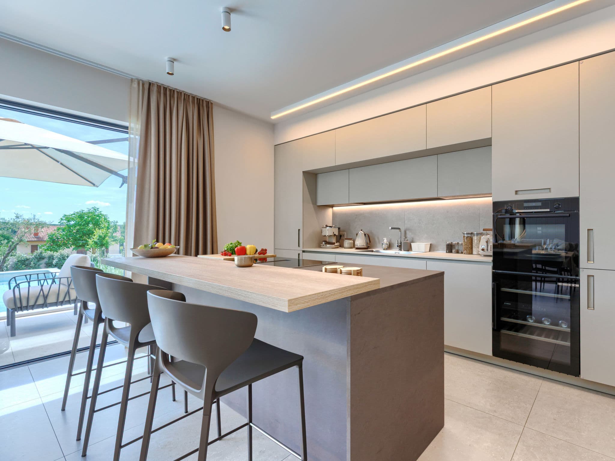 Kitchen / Dining Room