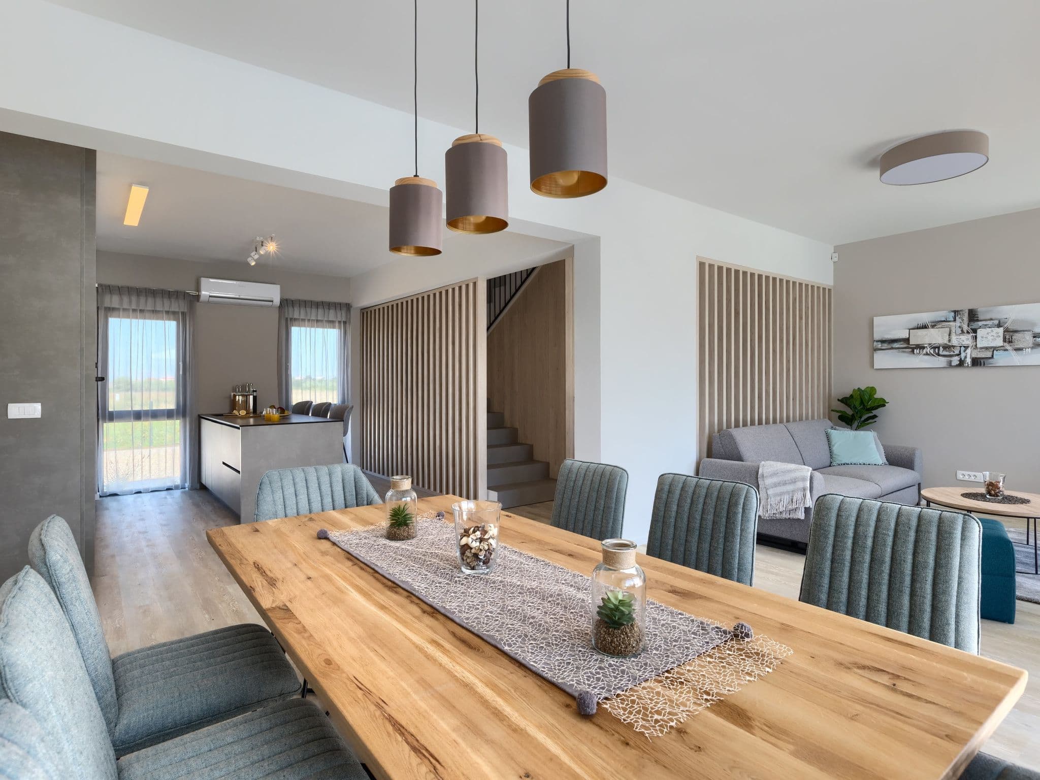 Kitchen / Dining Room