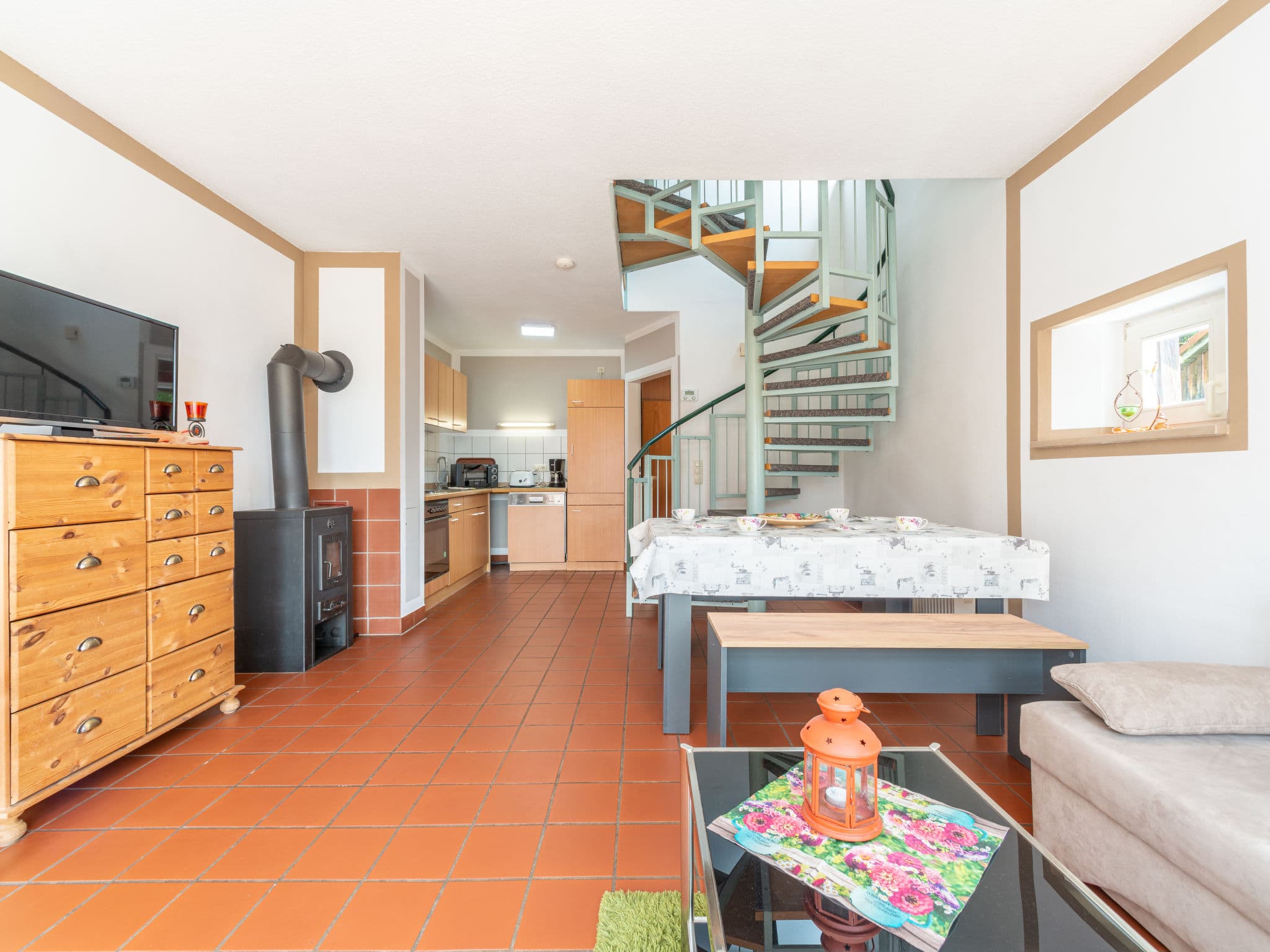Kitchen / Dining Room