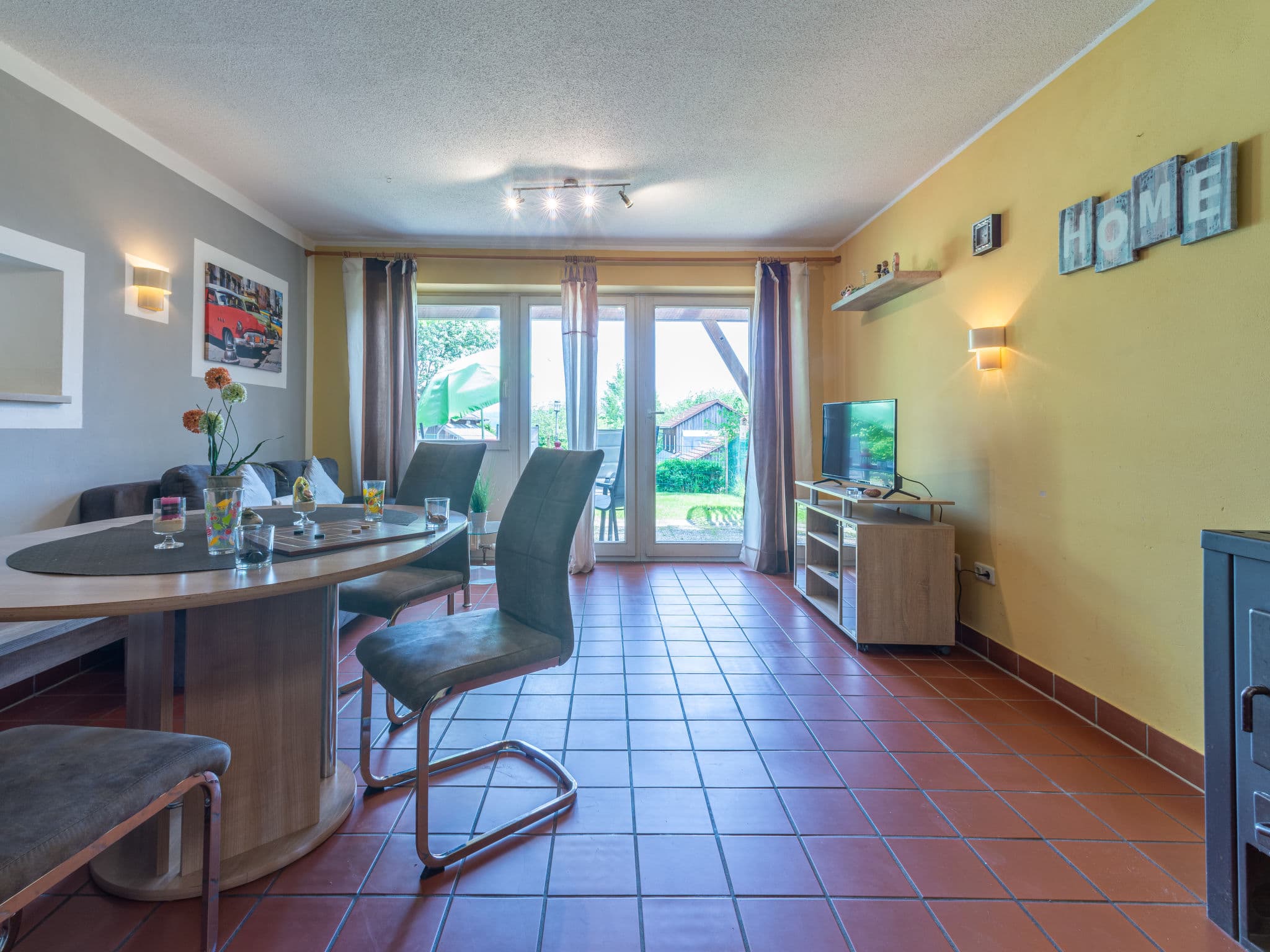 Kitchen / Dining Room