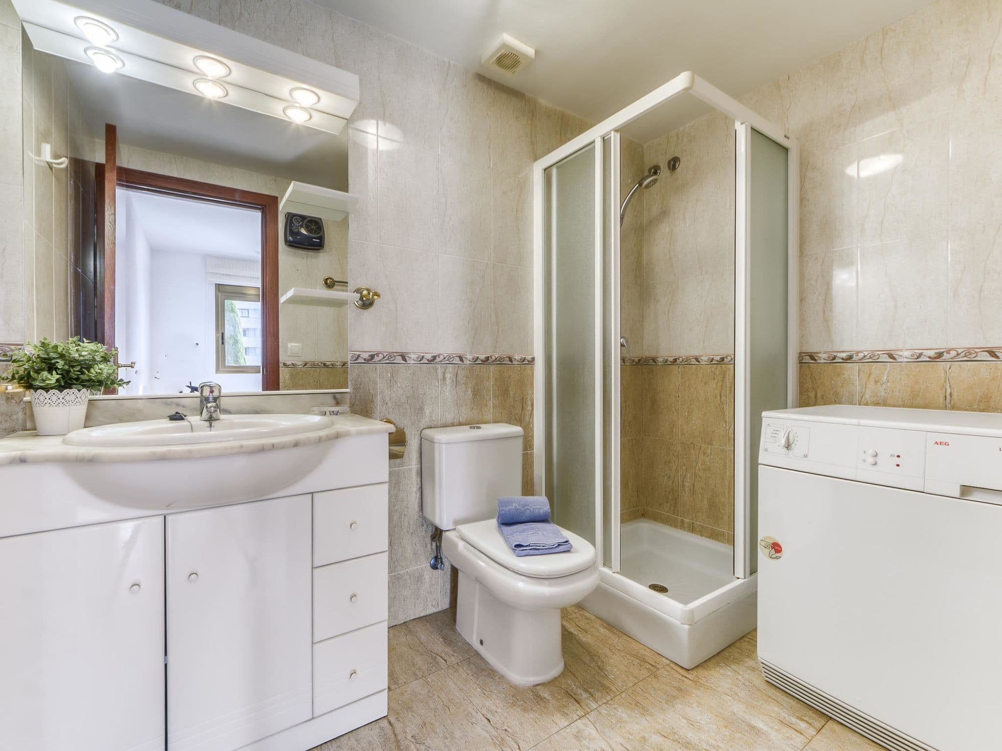 Bathroom / Wellness