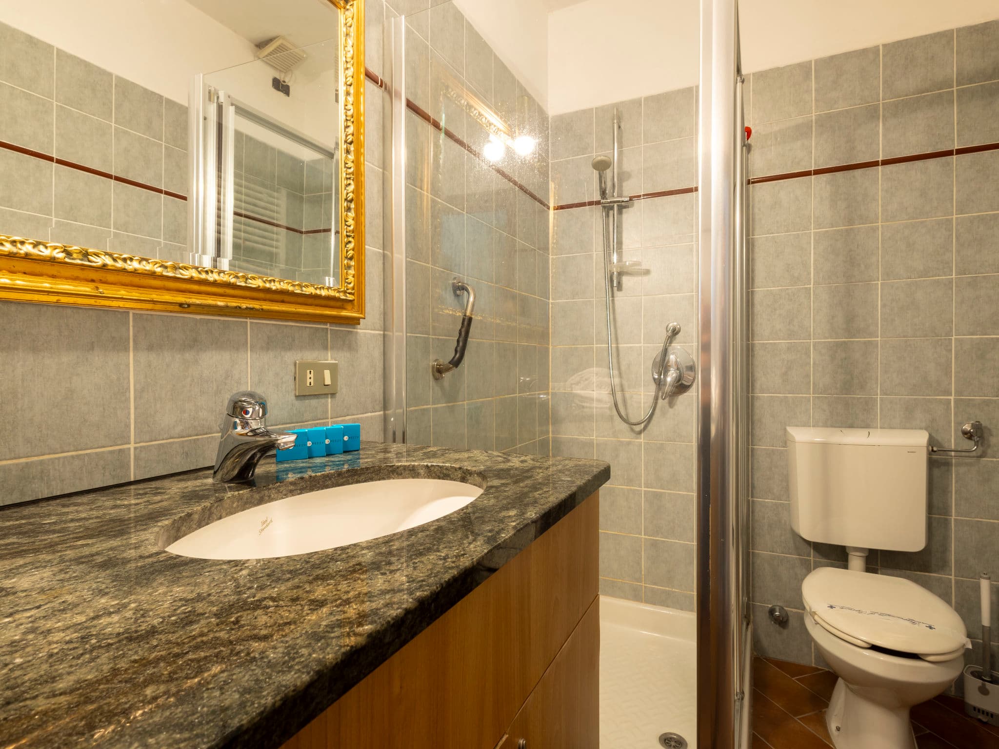 Bathroom / Wellness