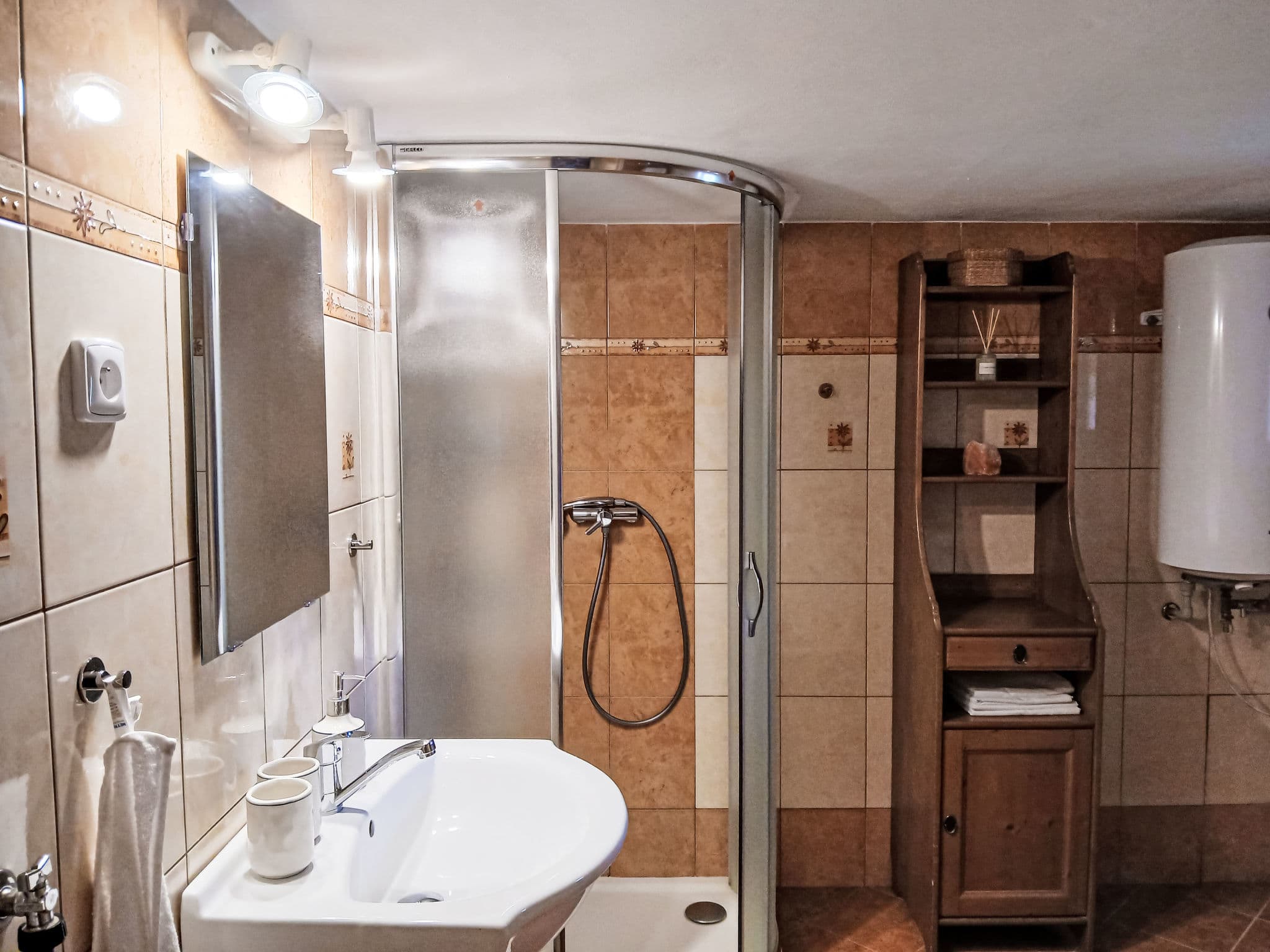 Bathroom / Wellness
