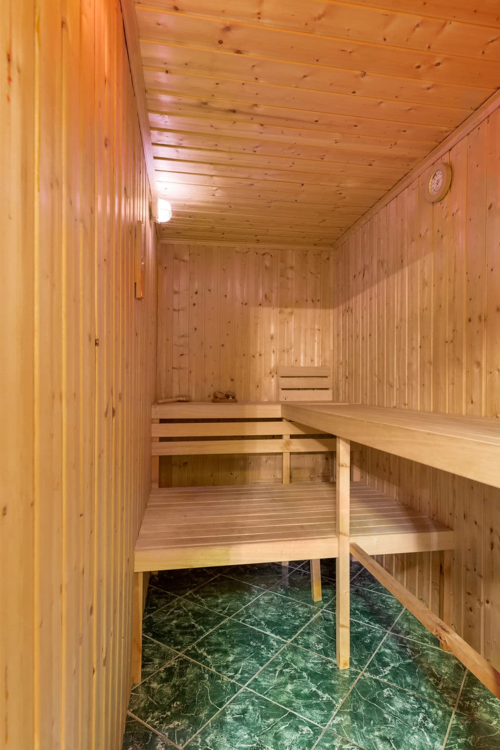 Bathroom / Wellness