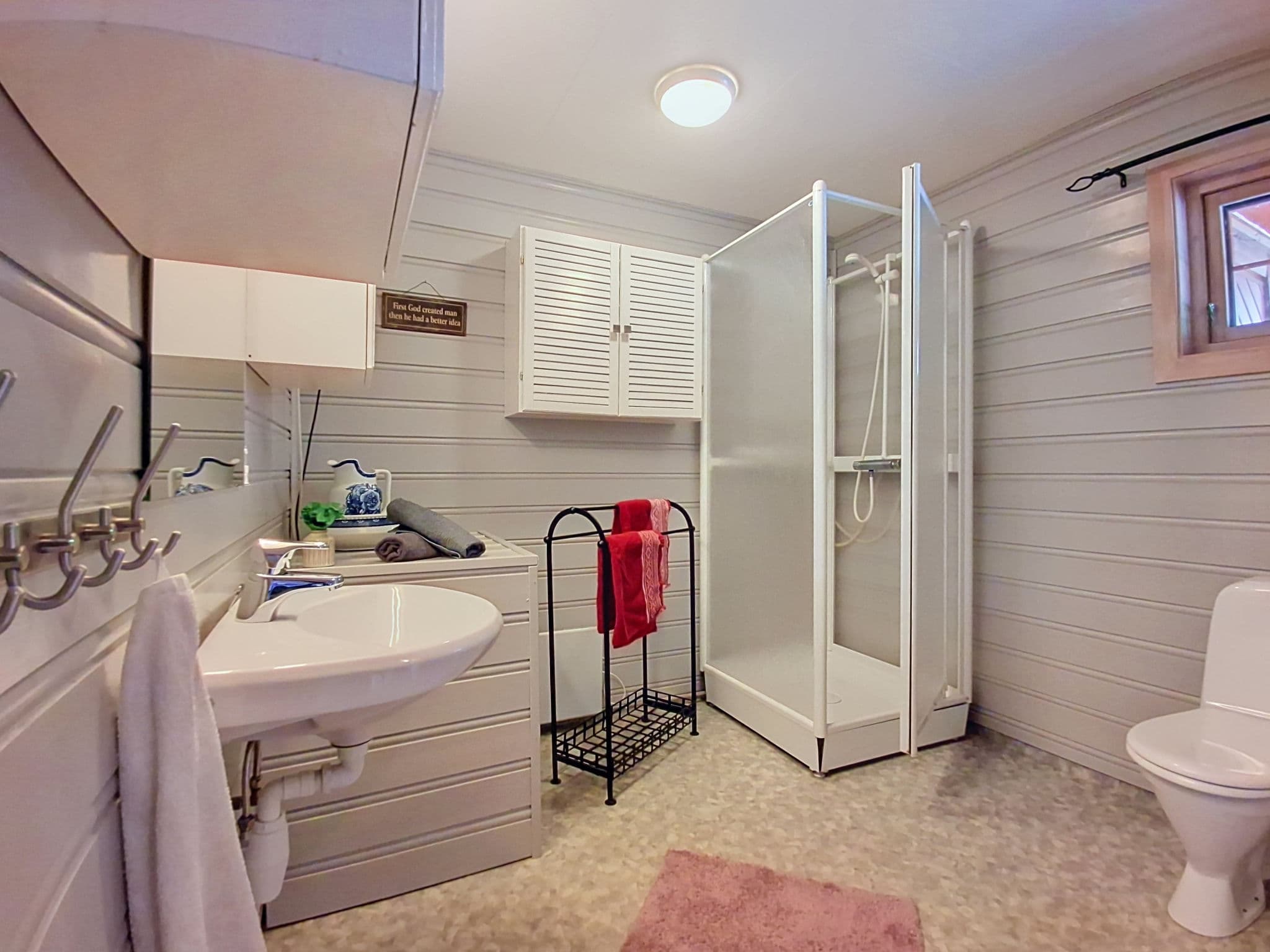 Bathroom / Wellness