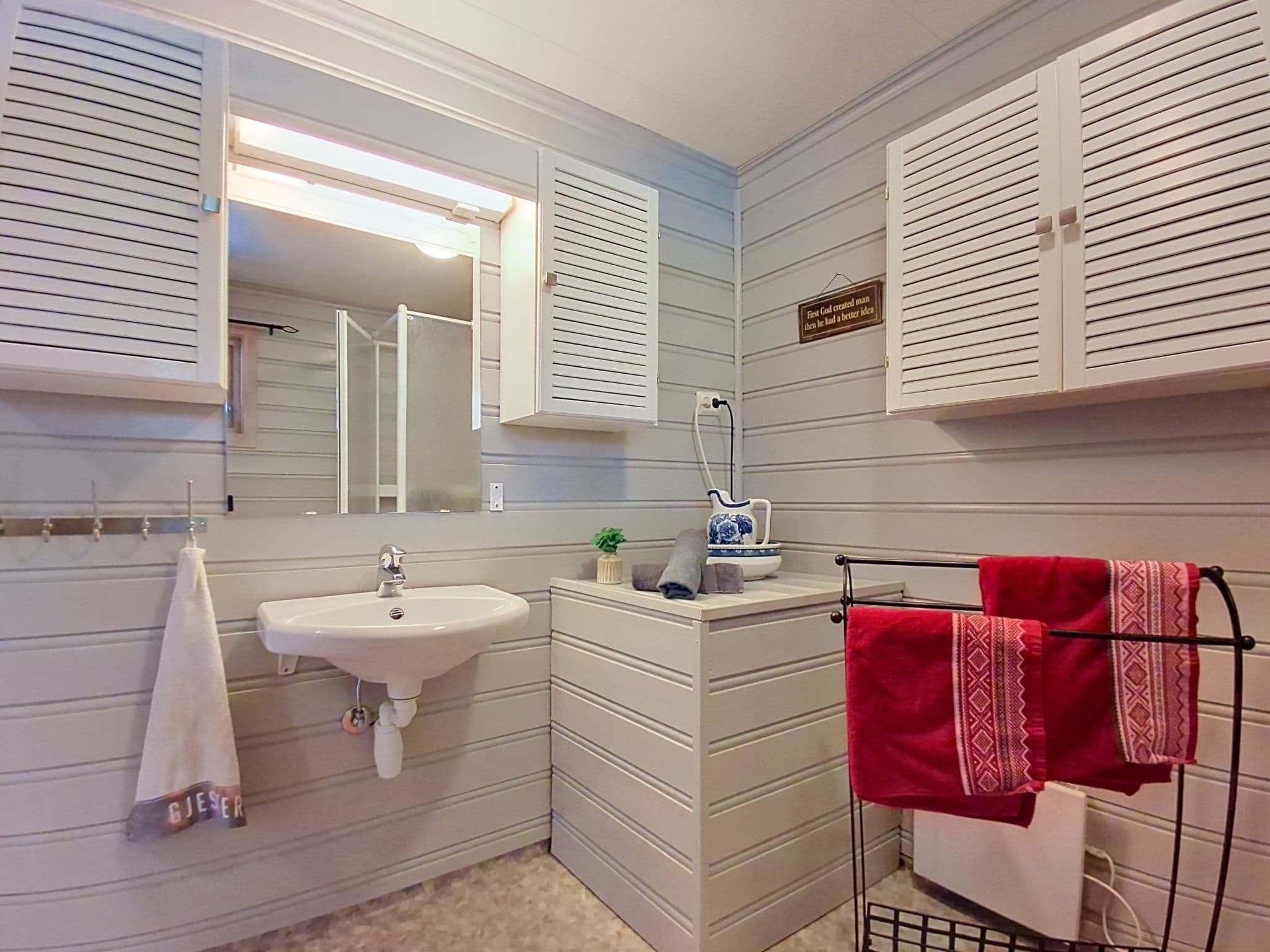 Bathroom / Wellness