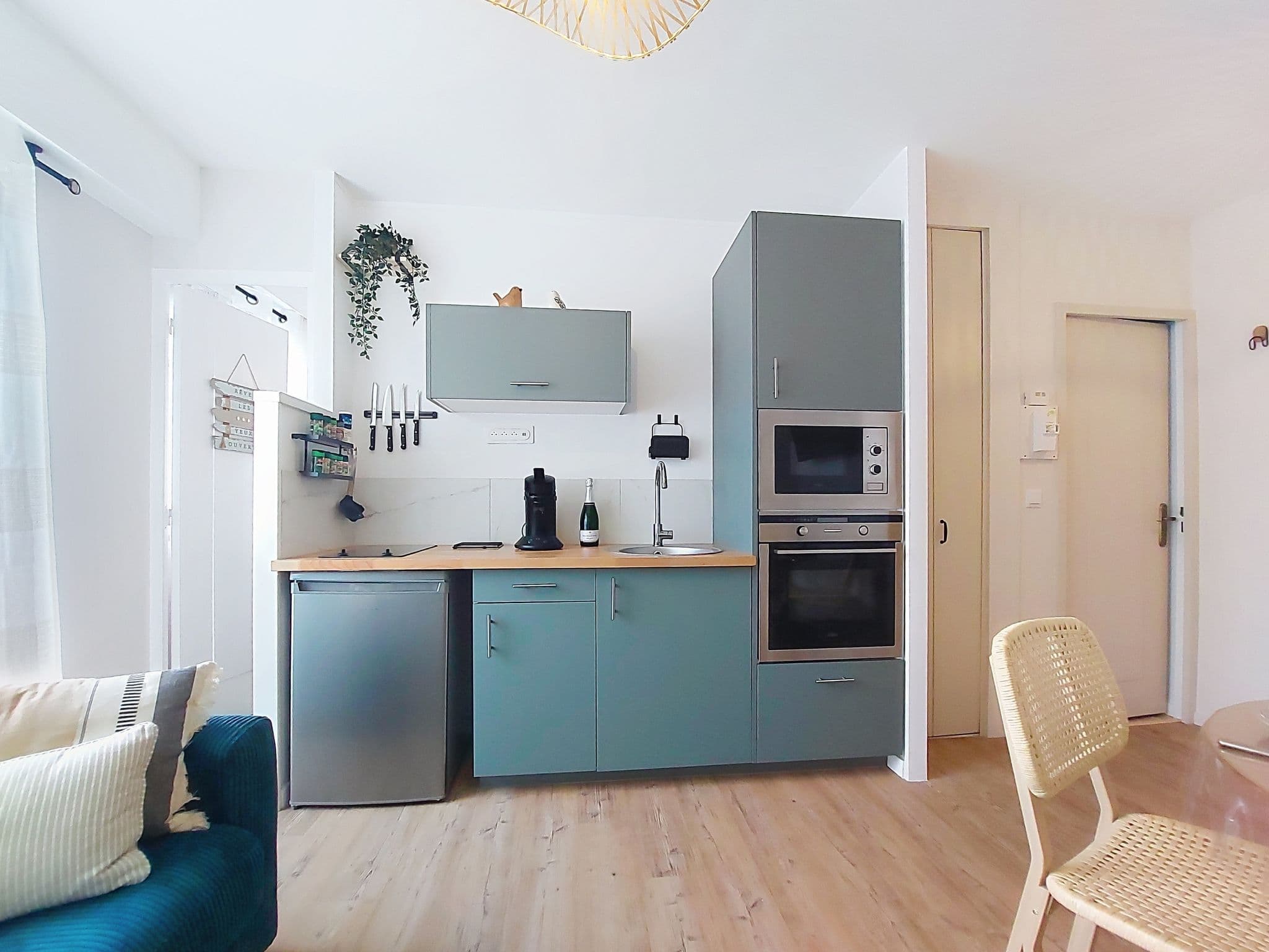 Kitchen / Dining Room