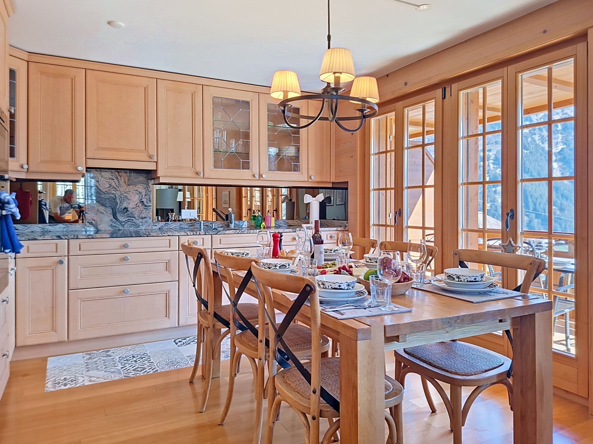 Kitchen / Dining Room