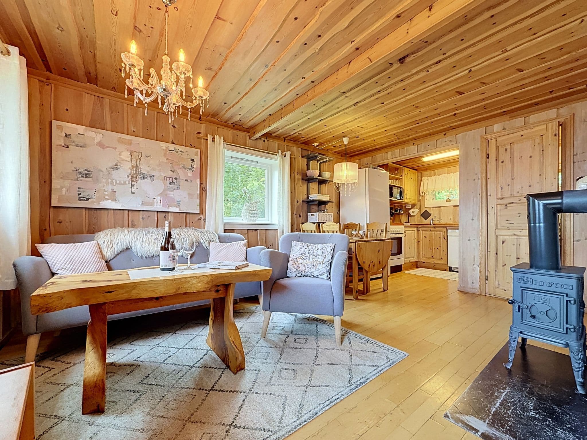 Kitchen / Dining Room