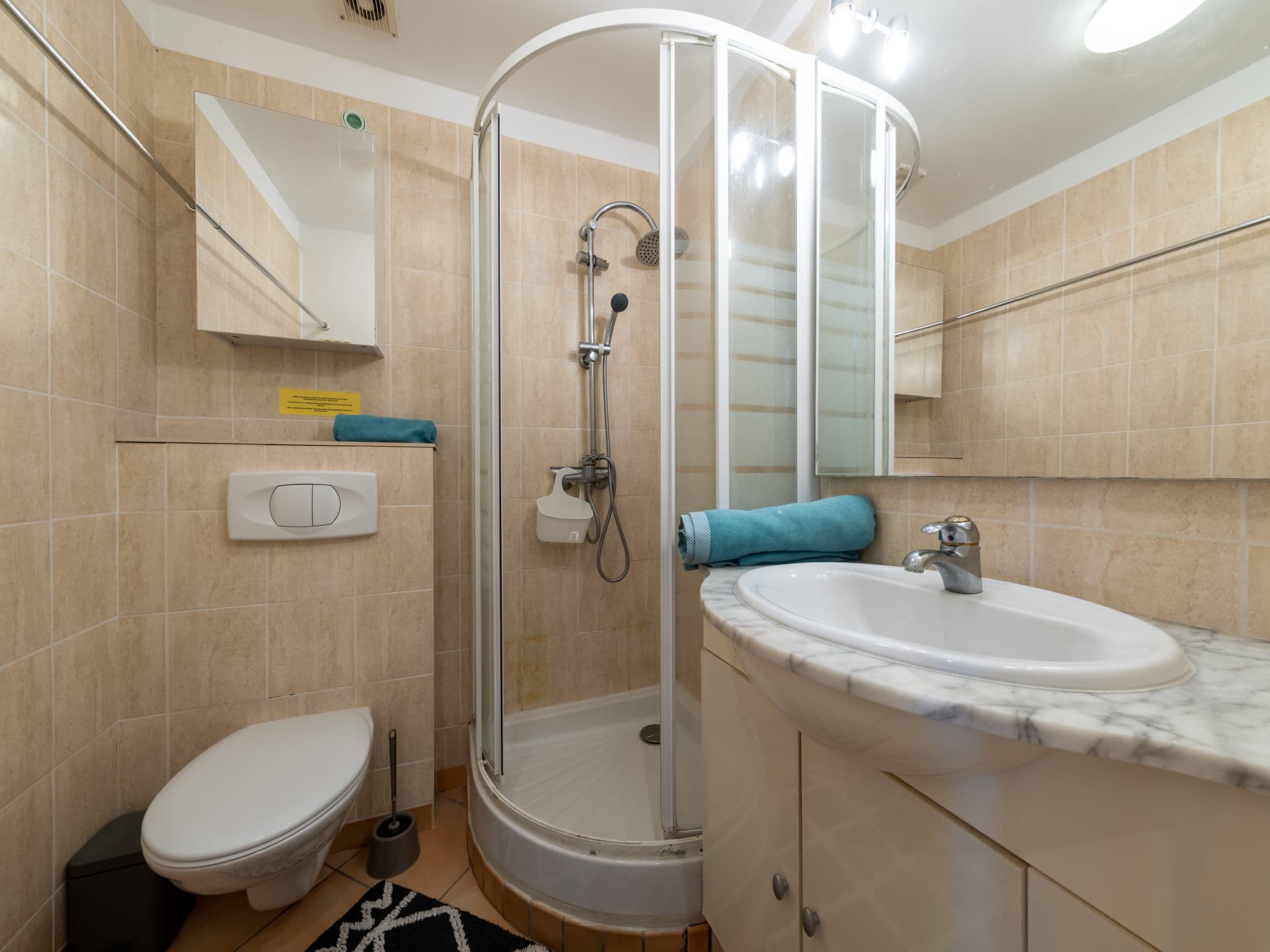 Bathroom / Wellness