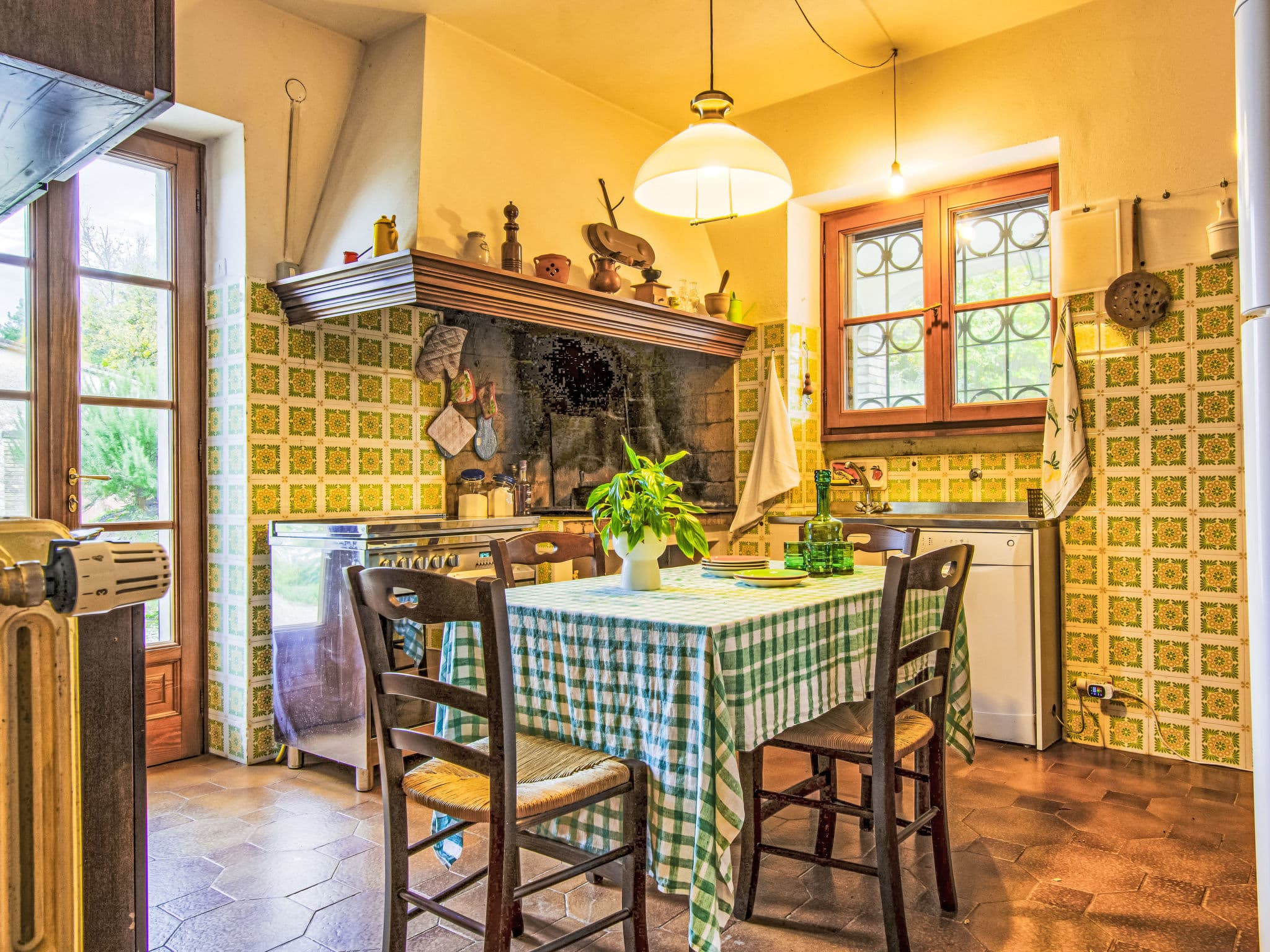 Kitchen / Dining Room