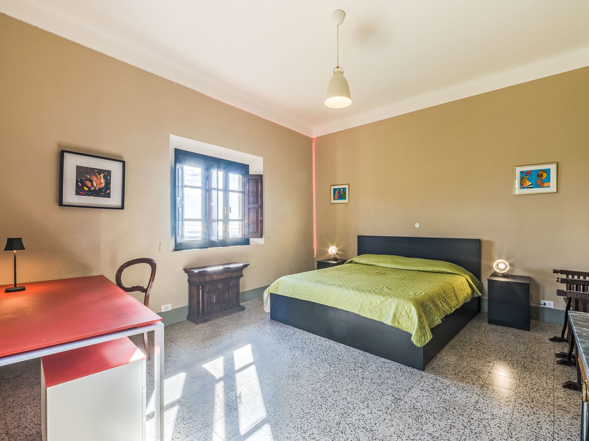 Bedroom