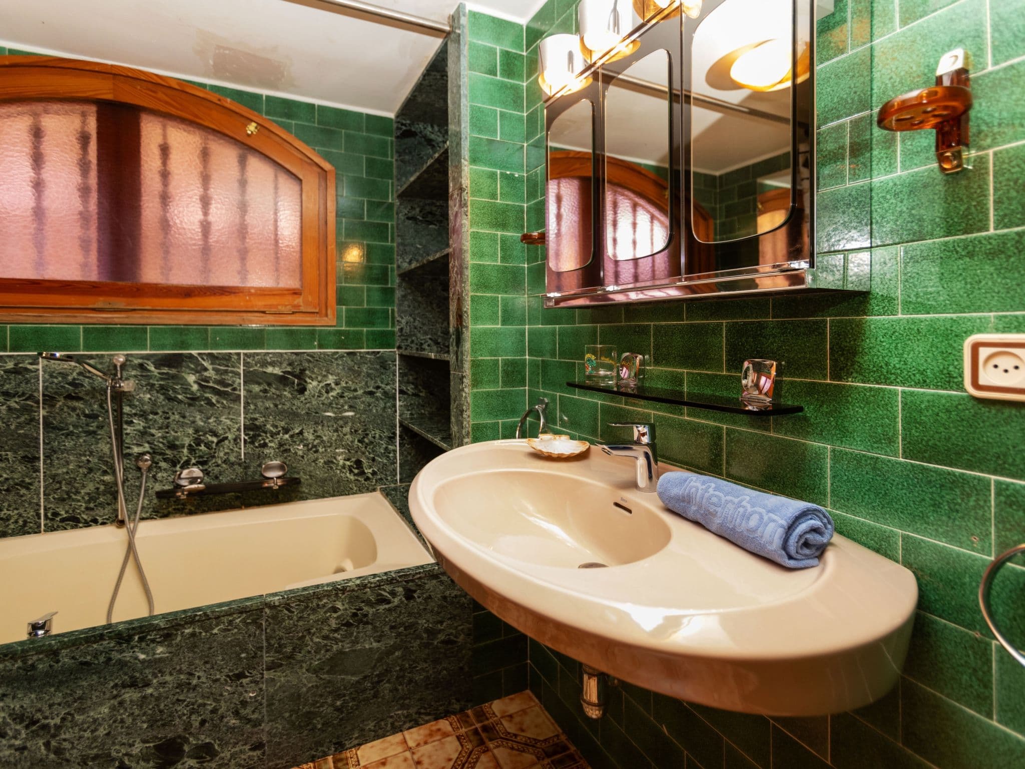 Bathroom / Wellness
