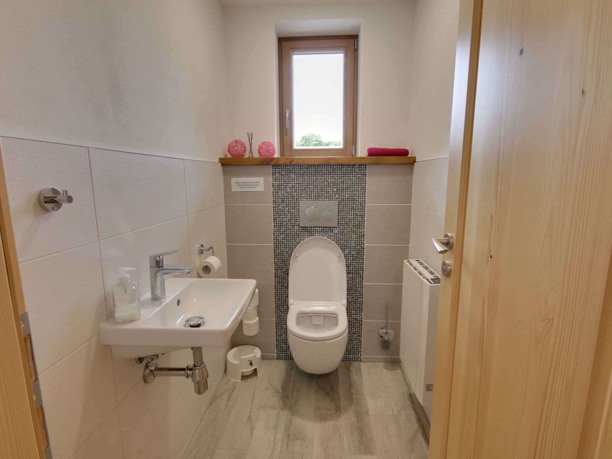 Bathroom / Wellness