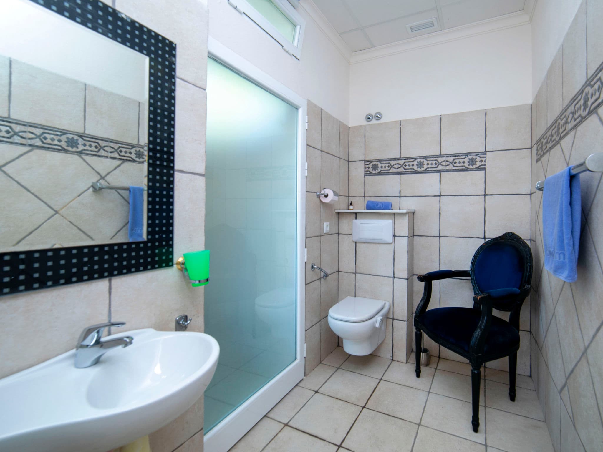 Bathroom / Wellness