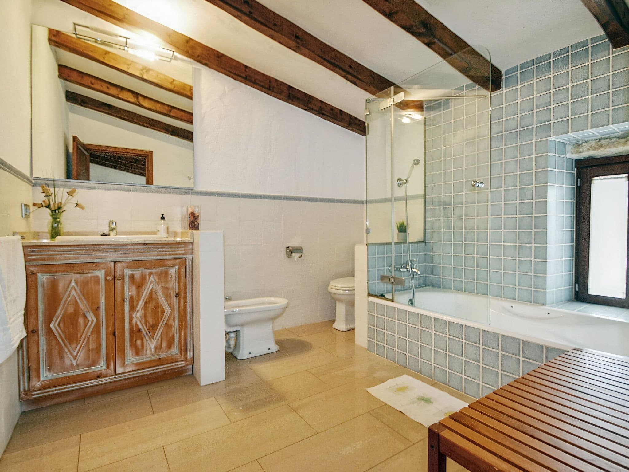 Bathroom / Wellness