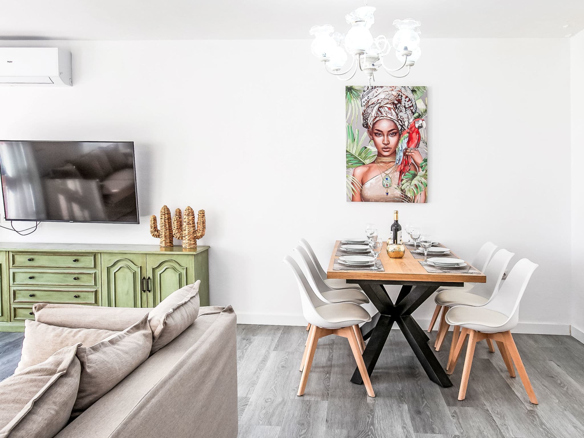 Kitchen / Dining Room