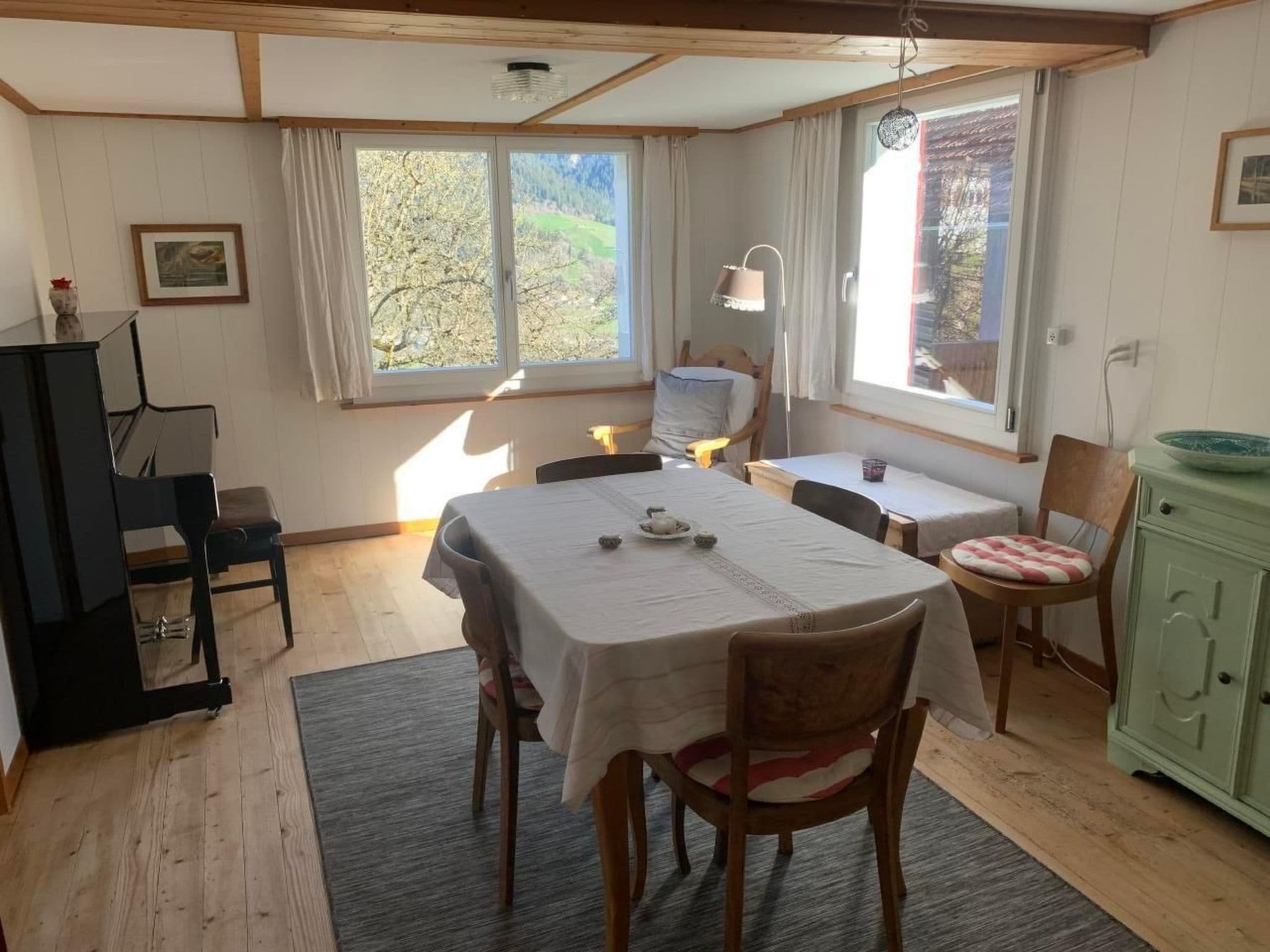 Gallery Image 15