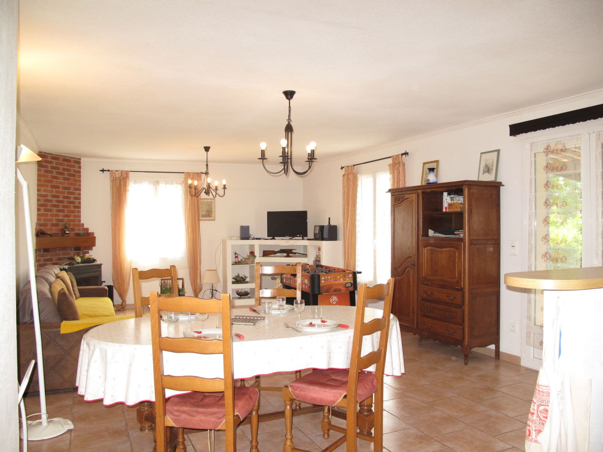 Kitchen / Dining Room