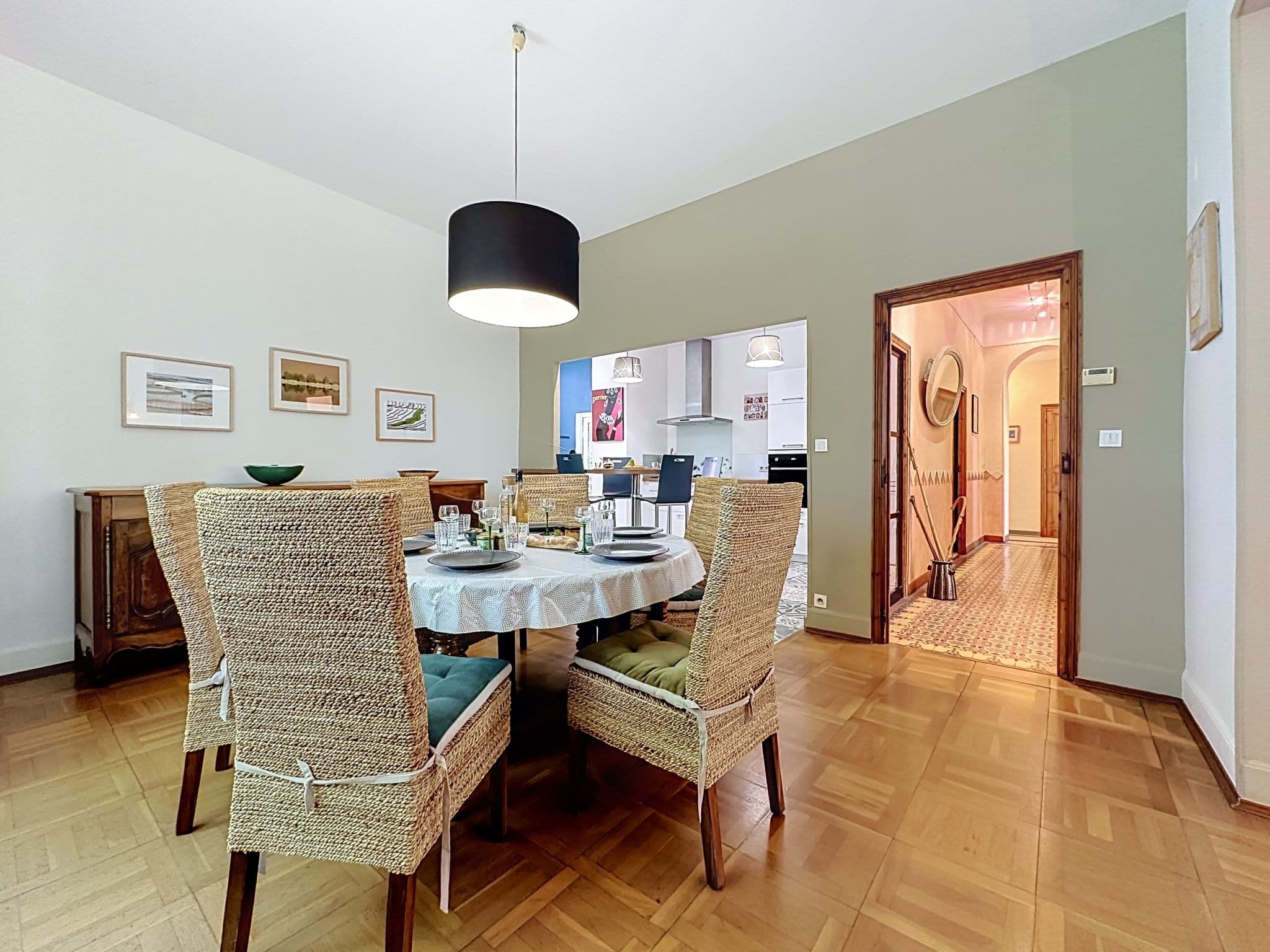 Kitchen / Dining Room