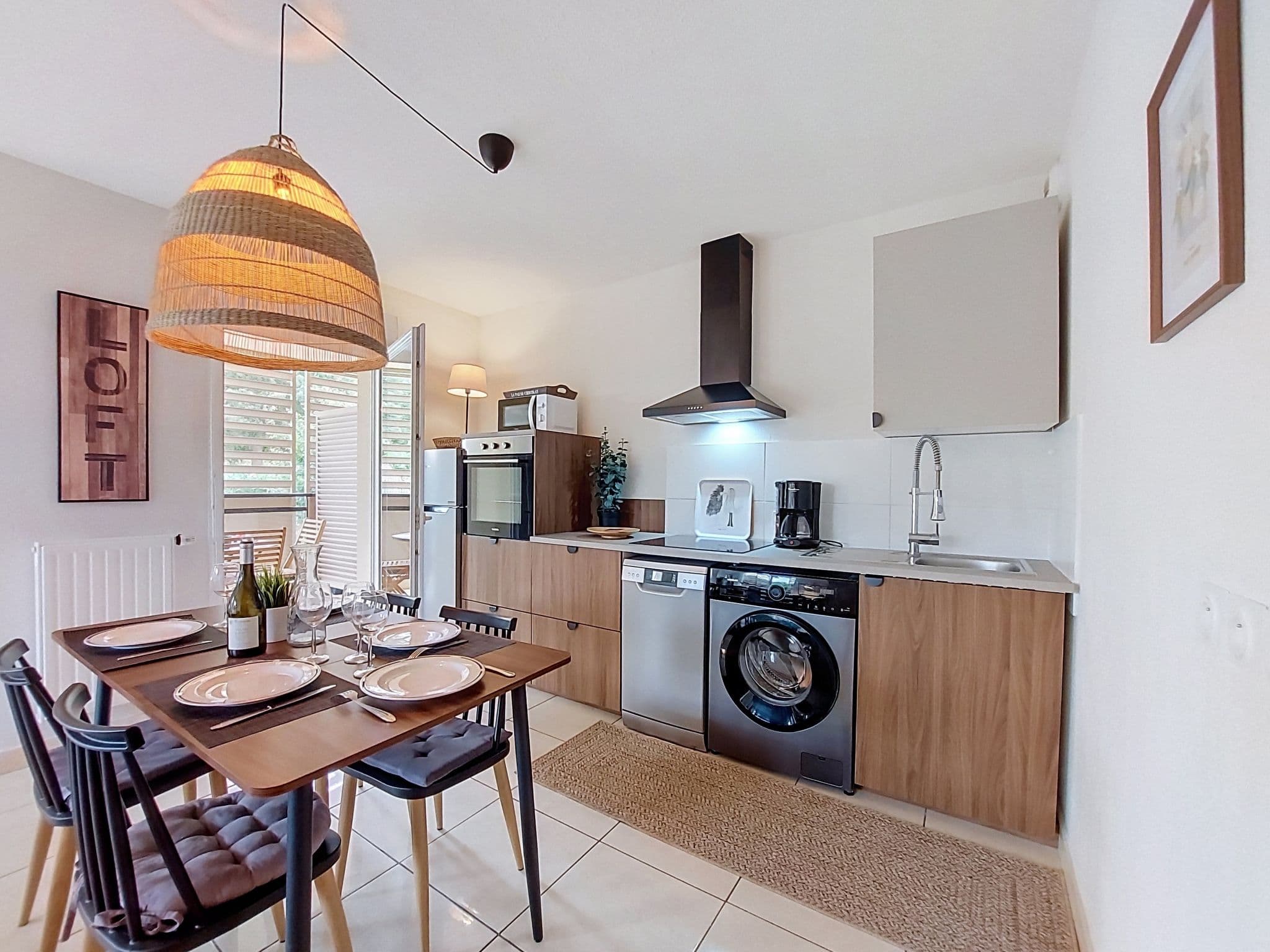 Kitchen / Dining Room