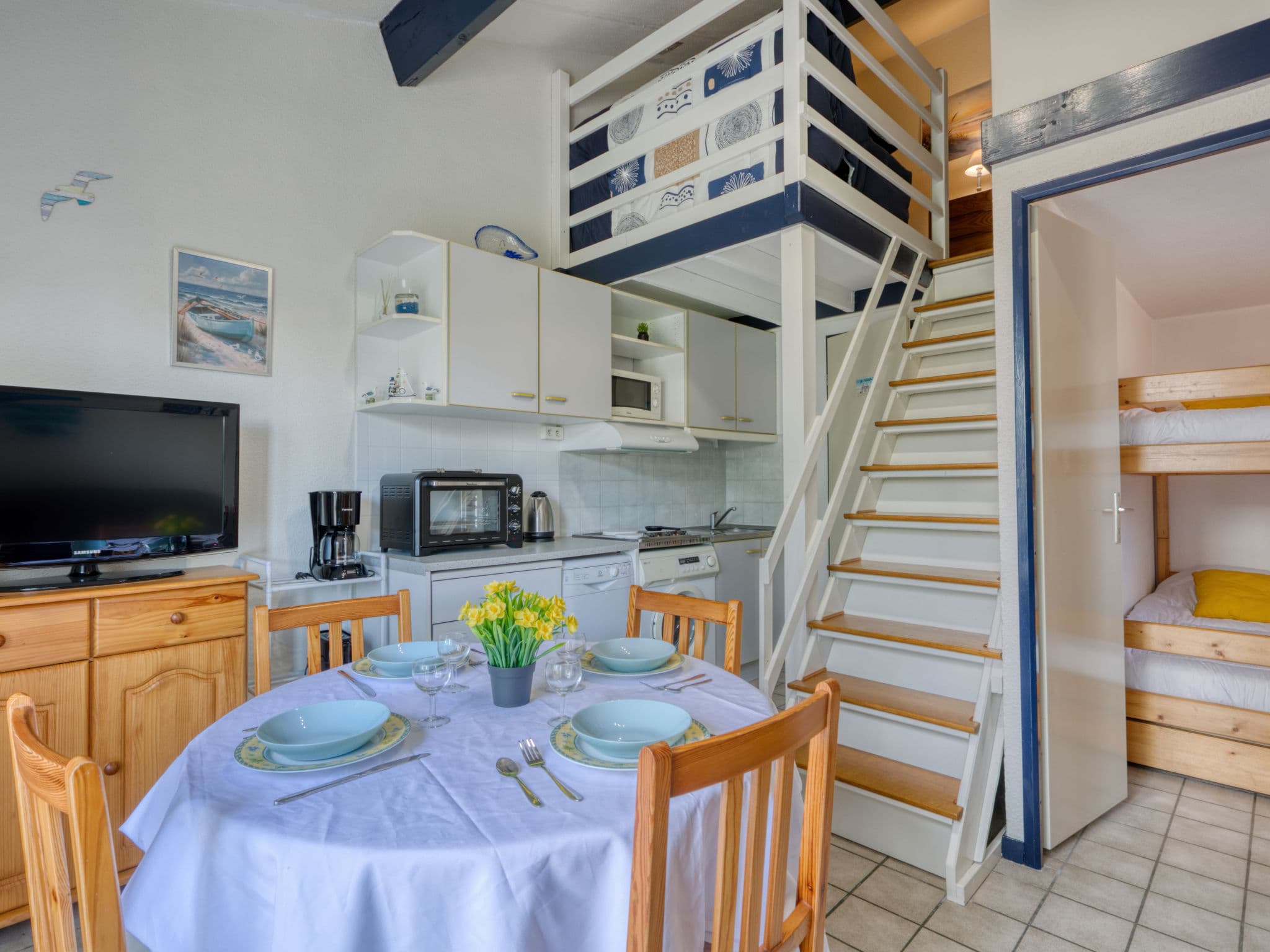 Kitchen / Dining Room