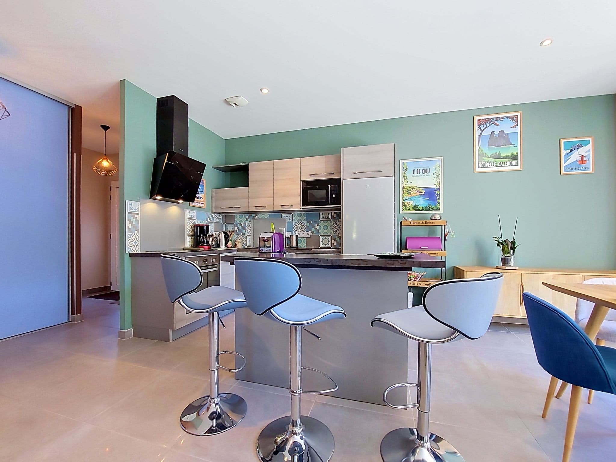 Kitchen / Dining Room