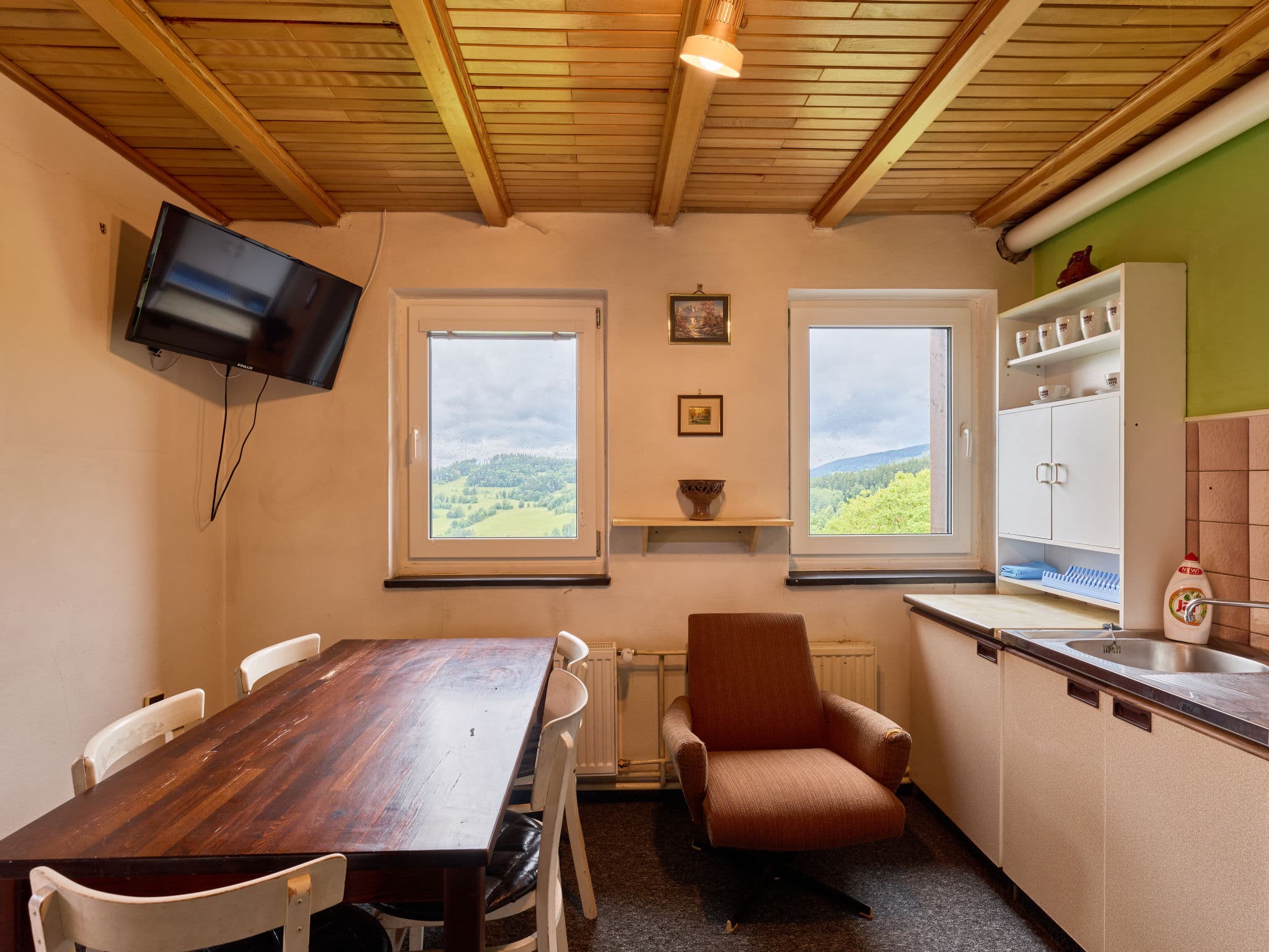 Kitchen / Dining Room